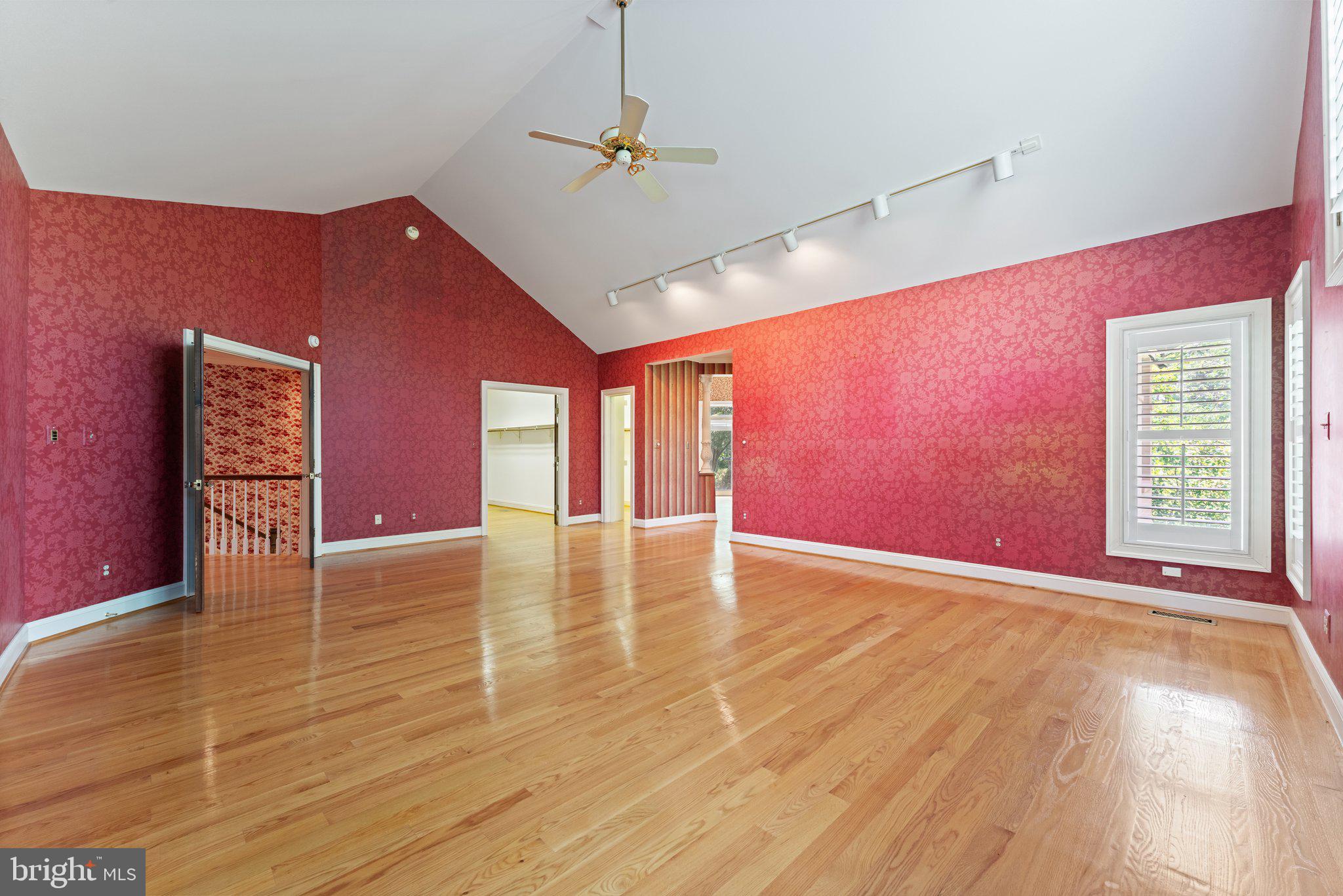 BRENT-TURF ACRES - Residential