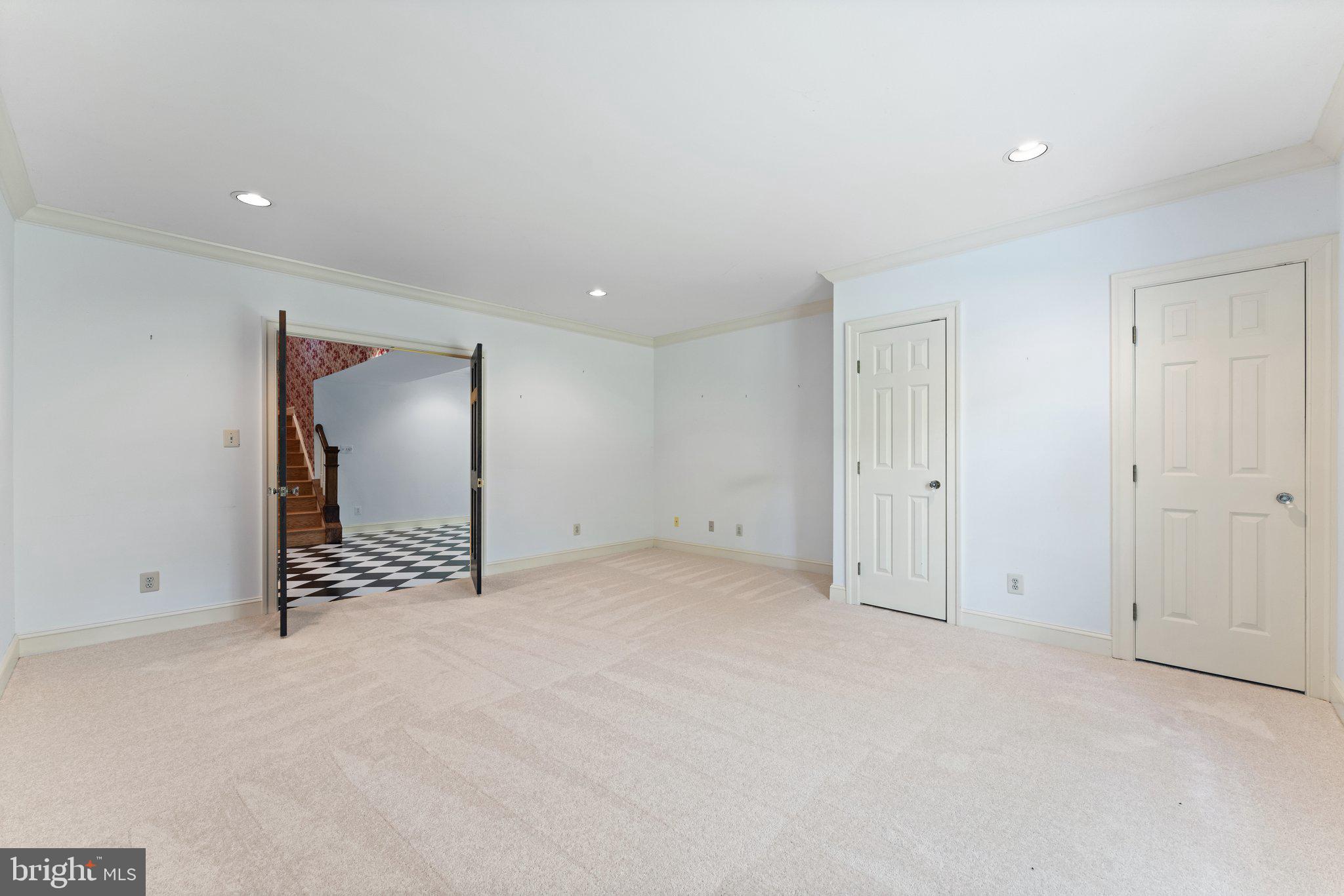 BRENT-TURF ACRES - Residential