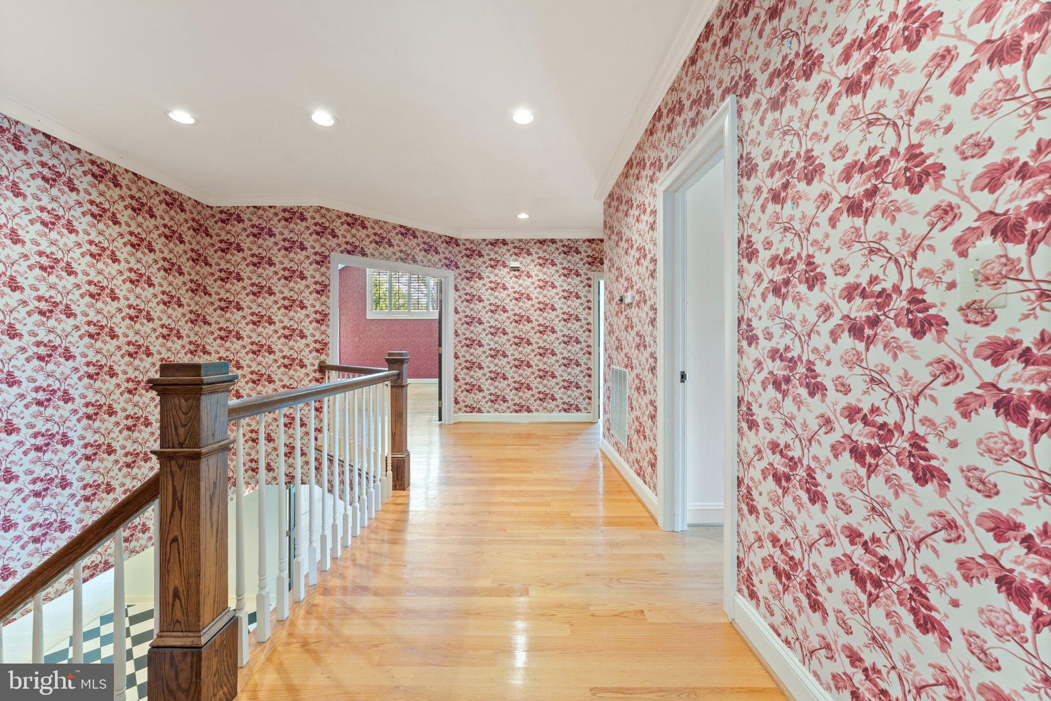 BRENT-TURF ACRES - Residential