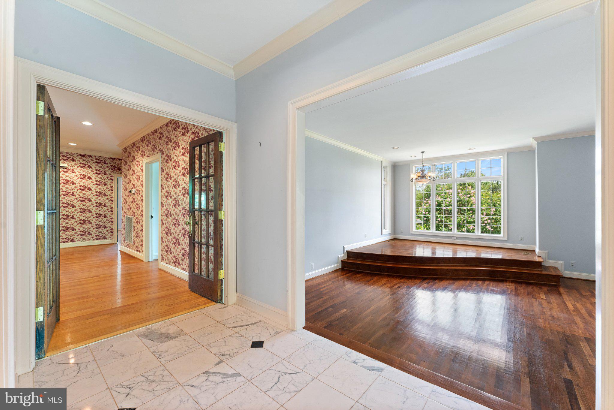 BRENT-TURF ACRES - Residential