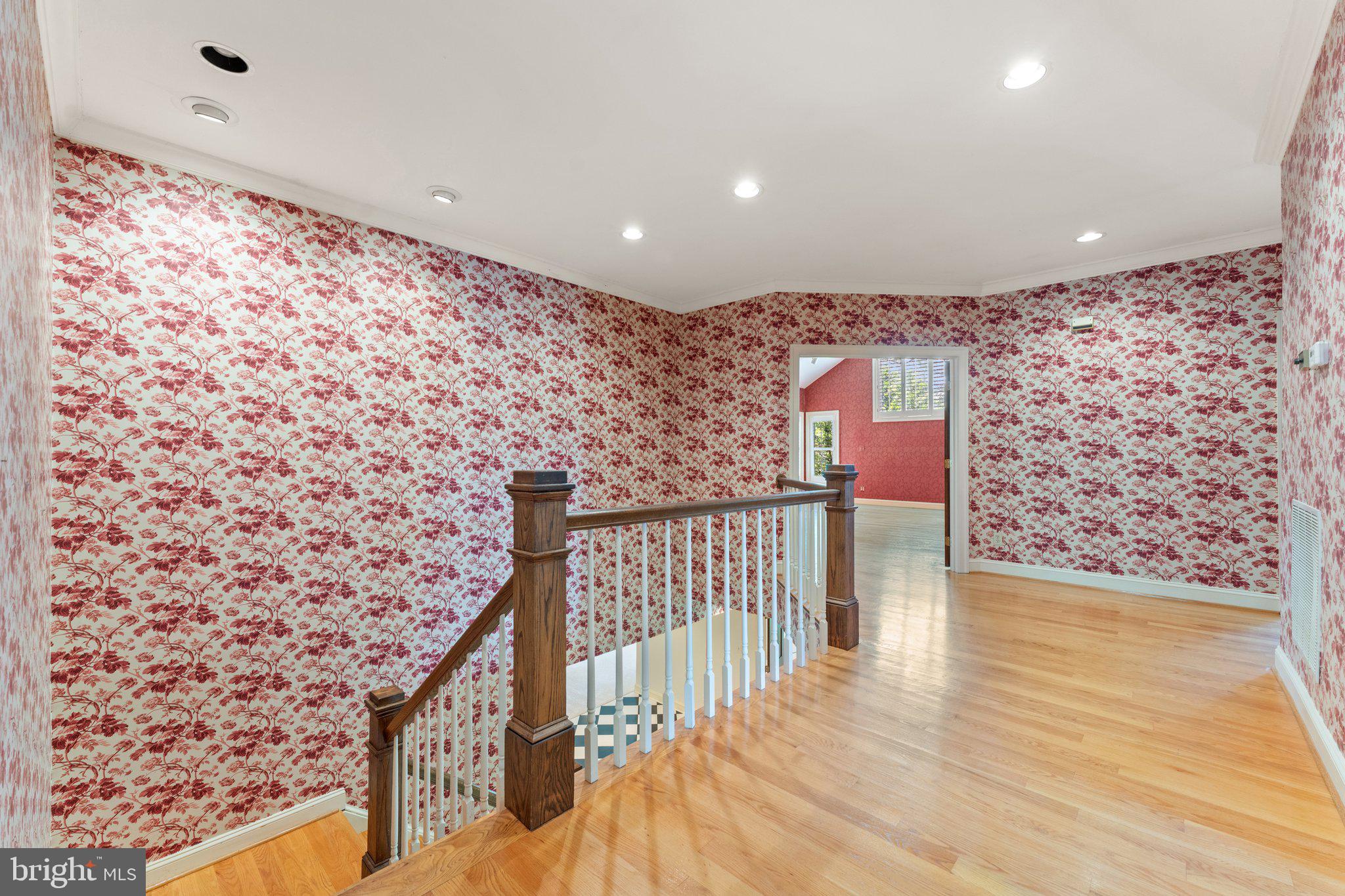 BRENT-TURF ACRES - Residential