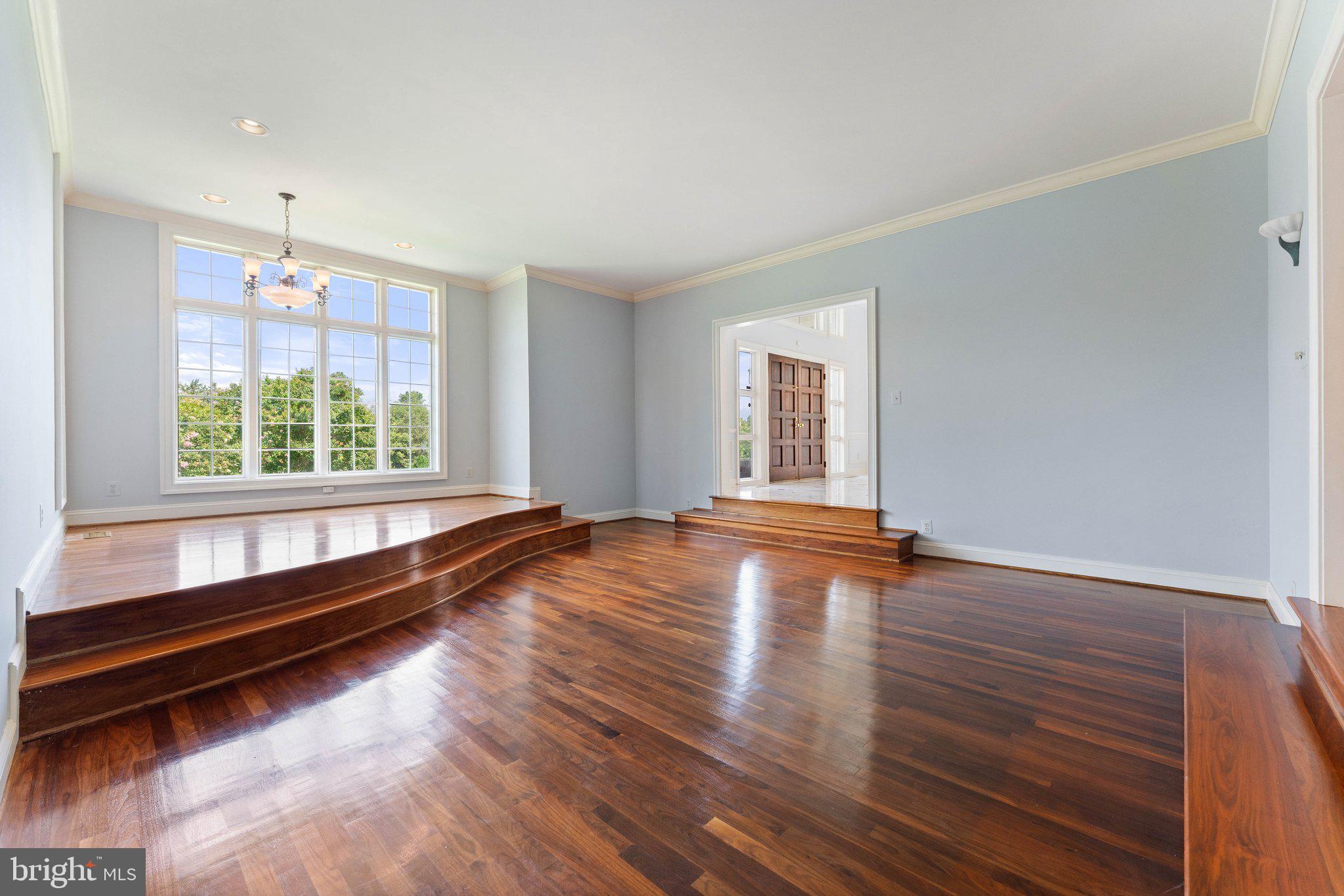 BRENT-TURF ACRES - Residential