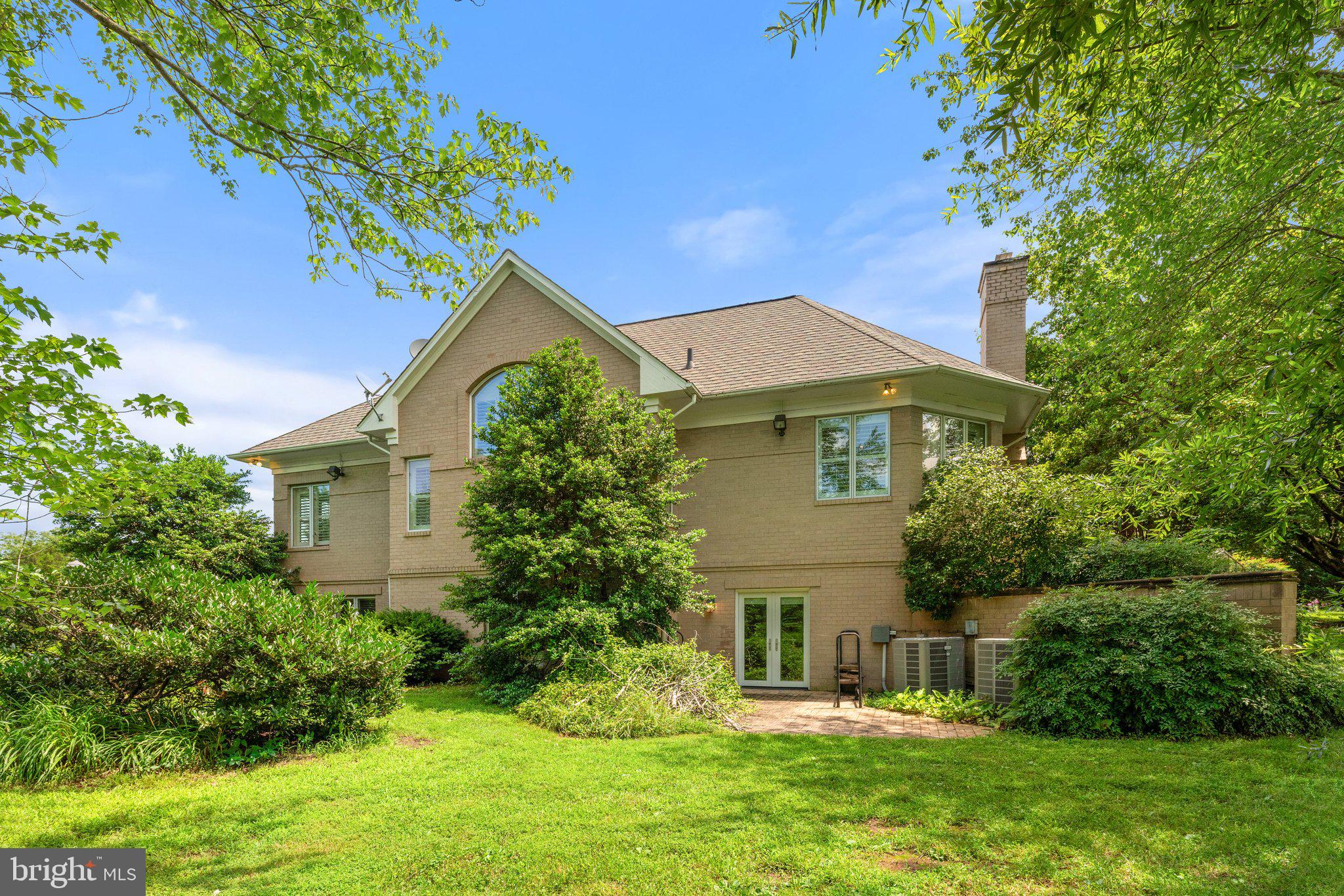 BRENT-TURF ACRES - Residential