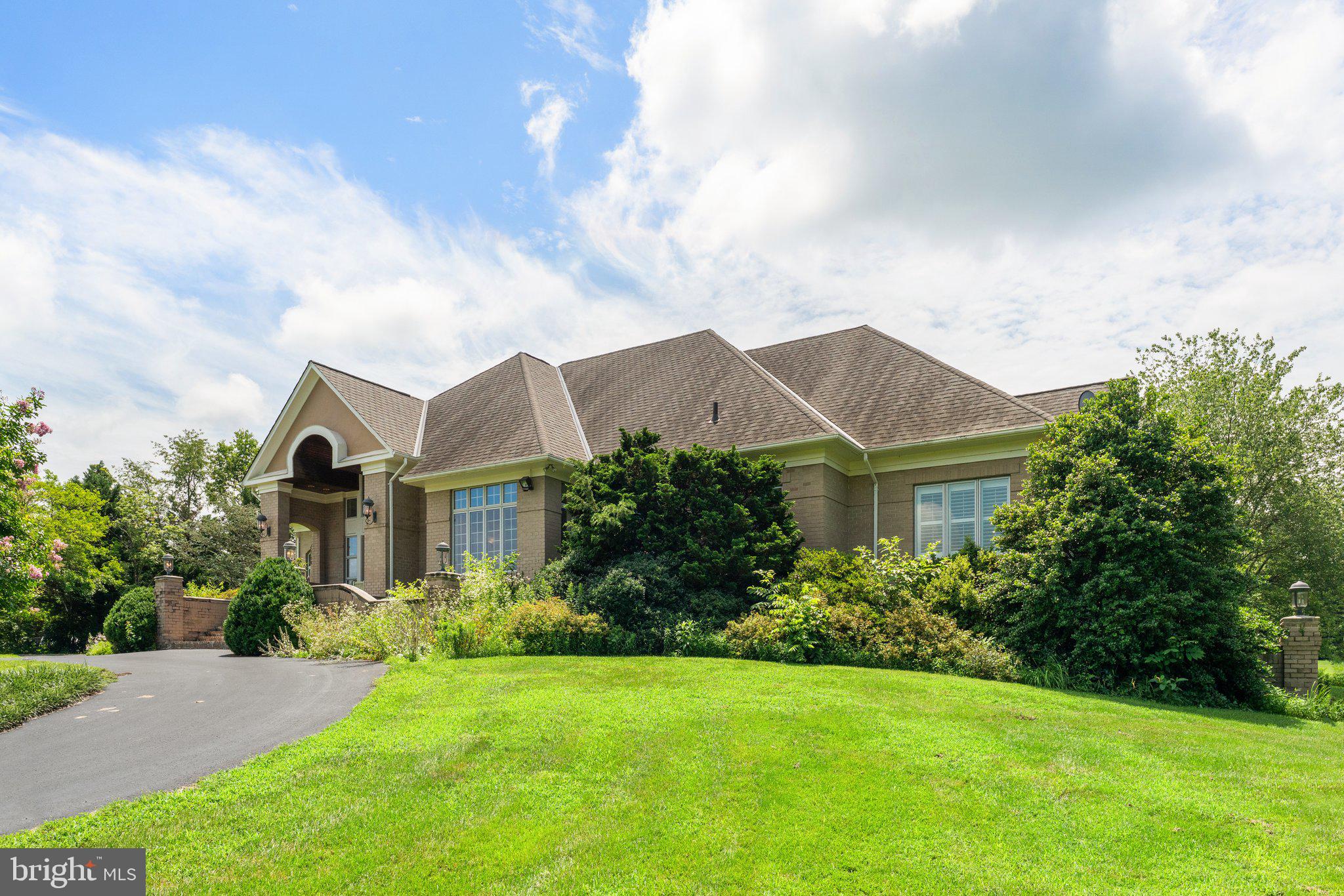 12040 WRIGHT LANE