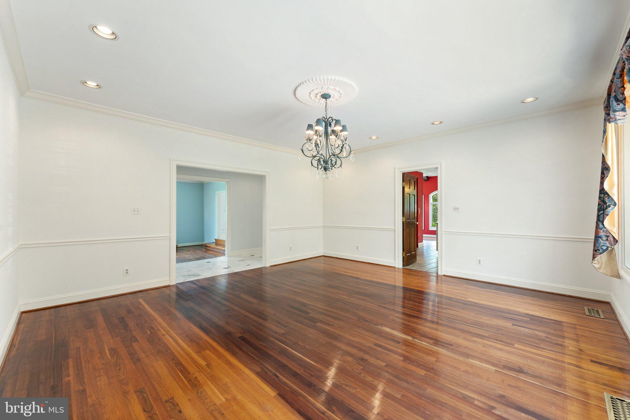 BRENT-TURF ACRES - Residential