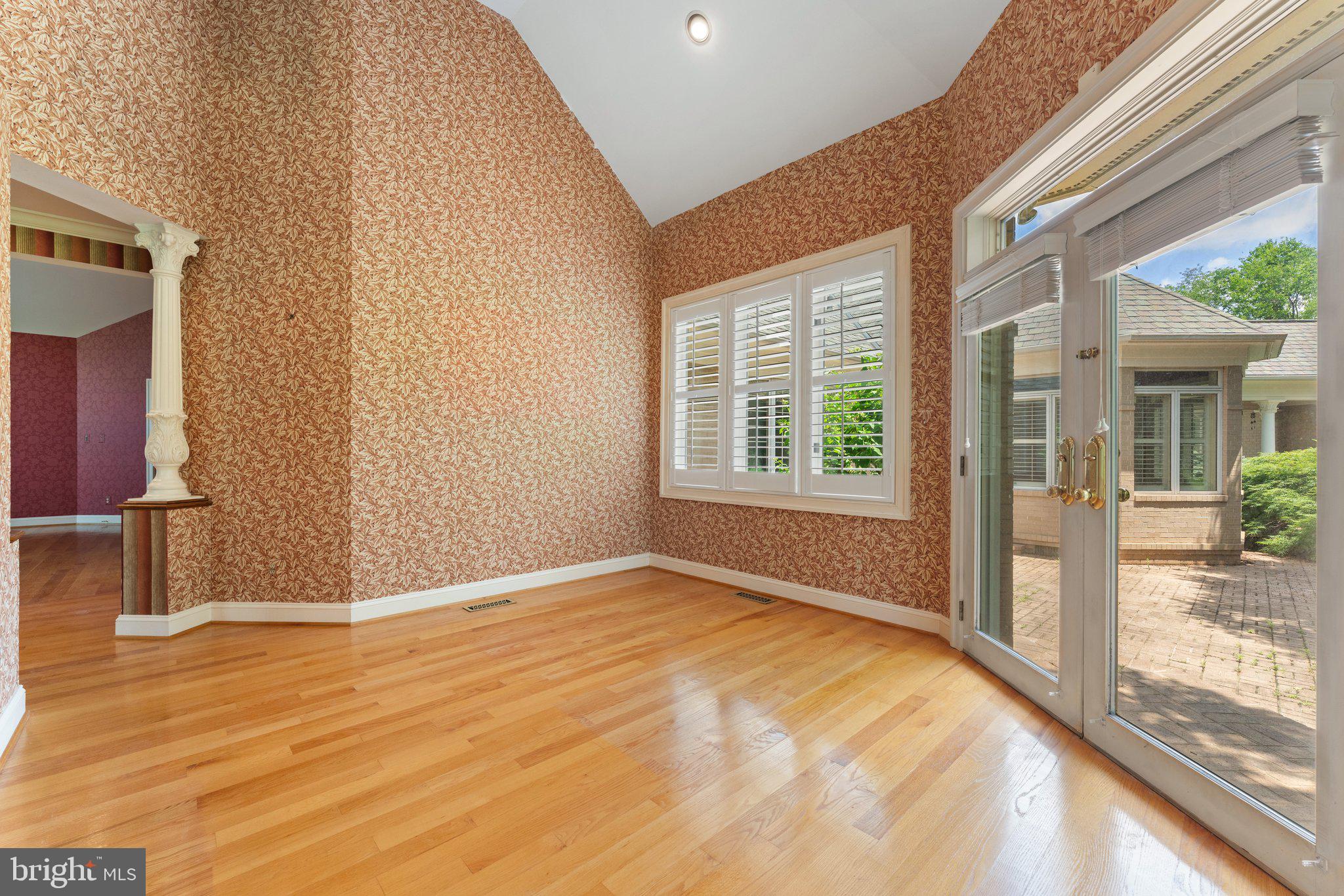 BRENT-TURF ACRES - Residential