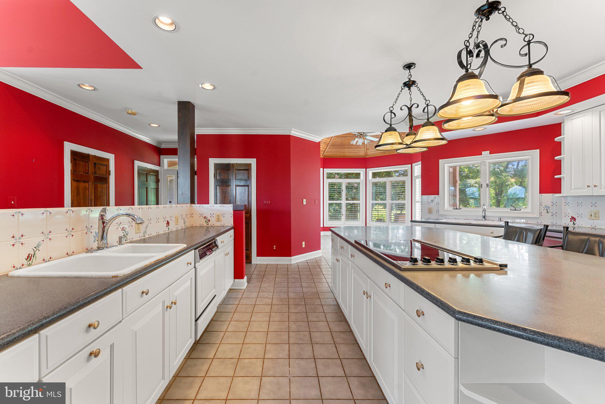 BRENT-TURF ACRES - Residential