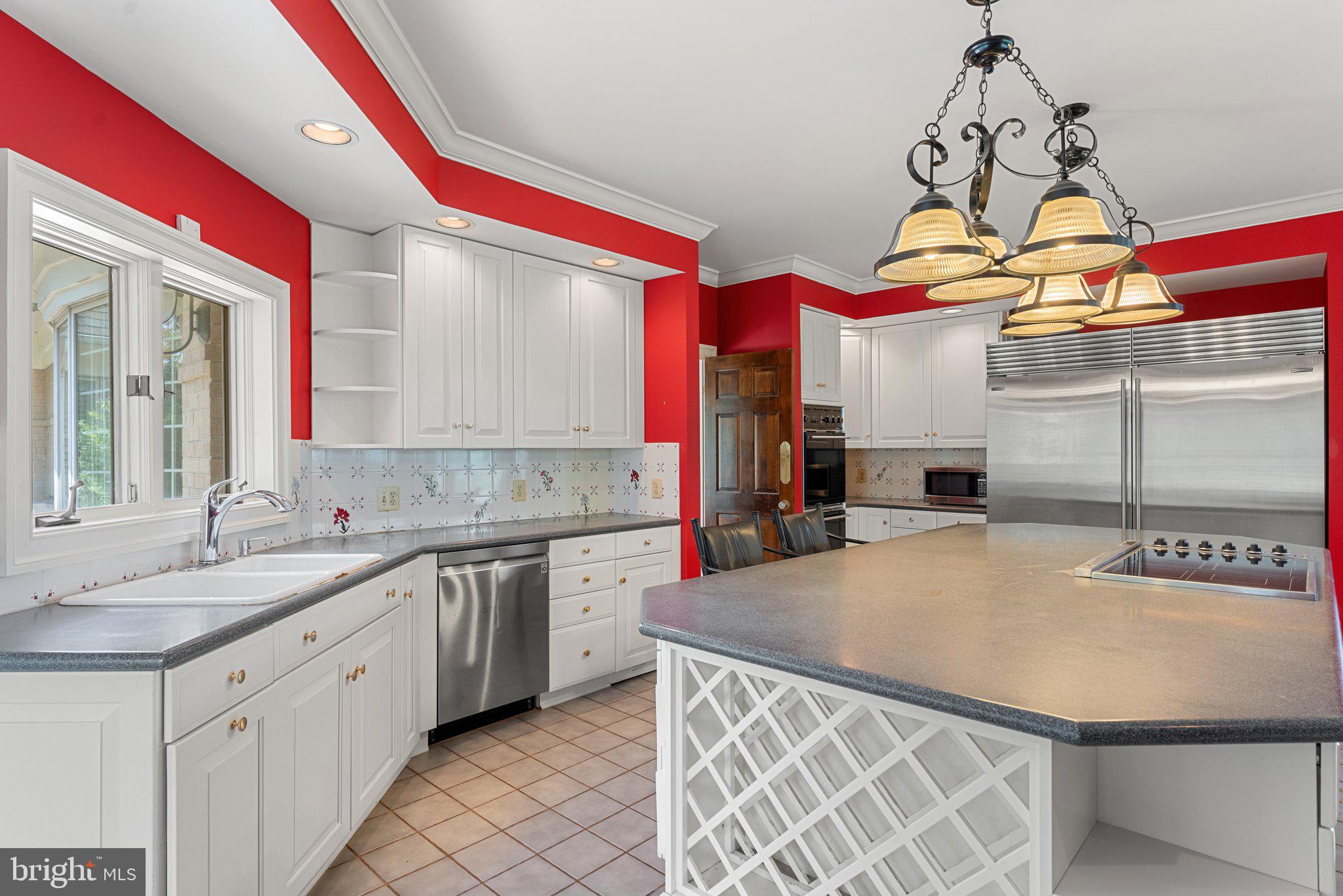 BRENT-TURF ACRES - Residential