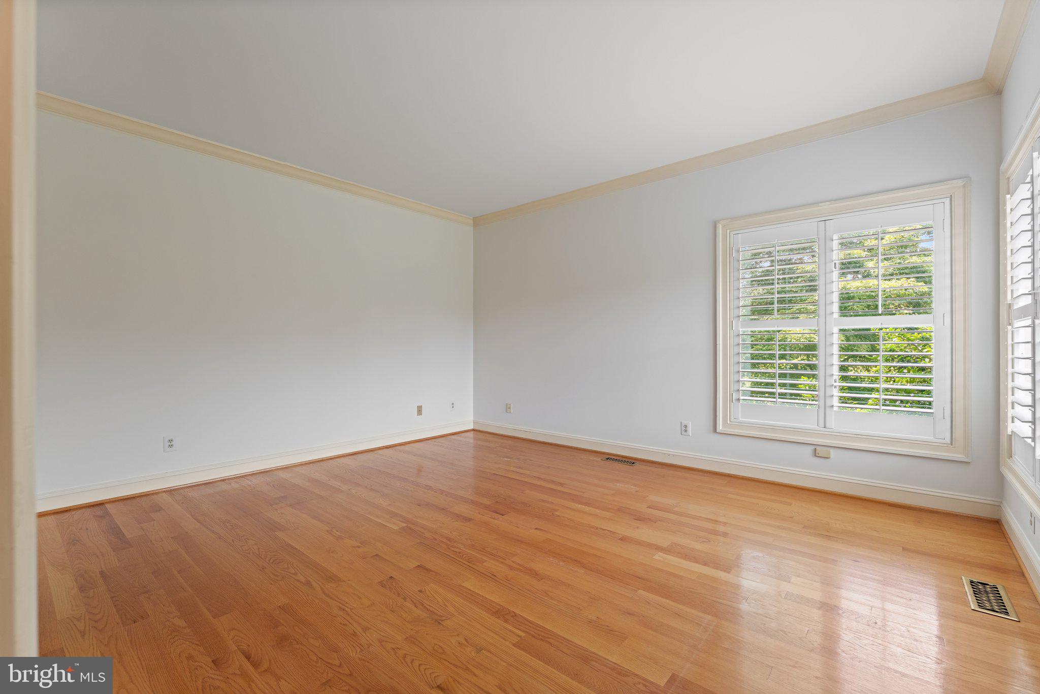 BRENT-TURF ACRES - Residential