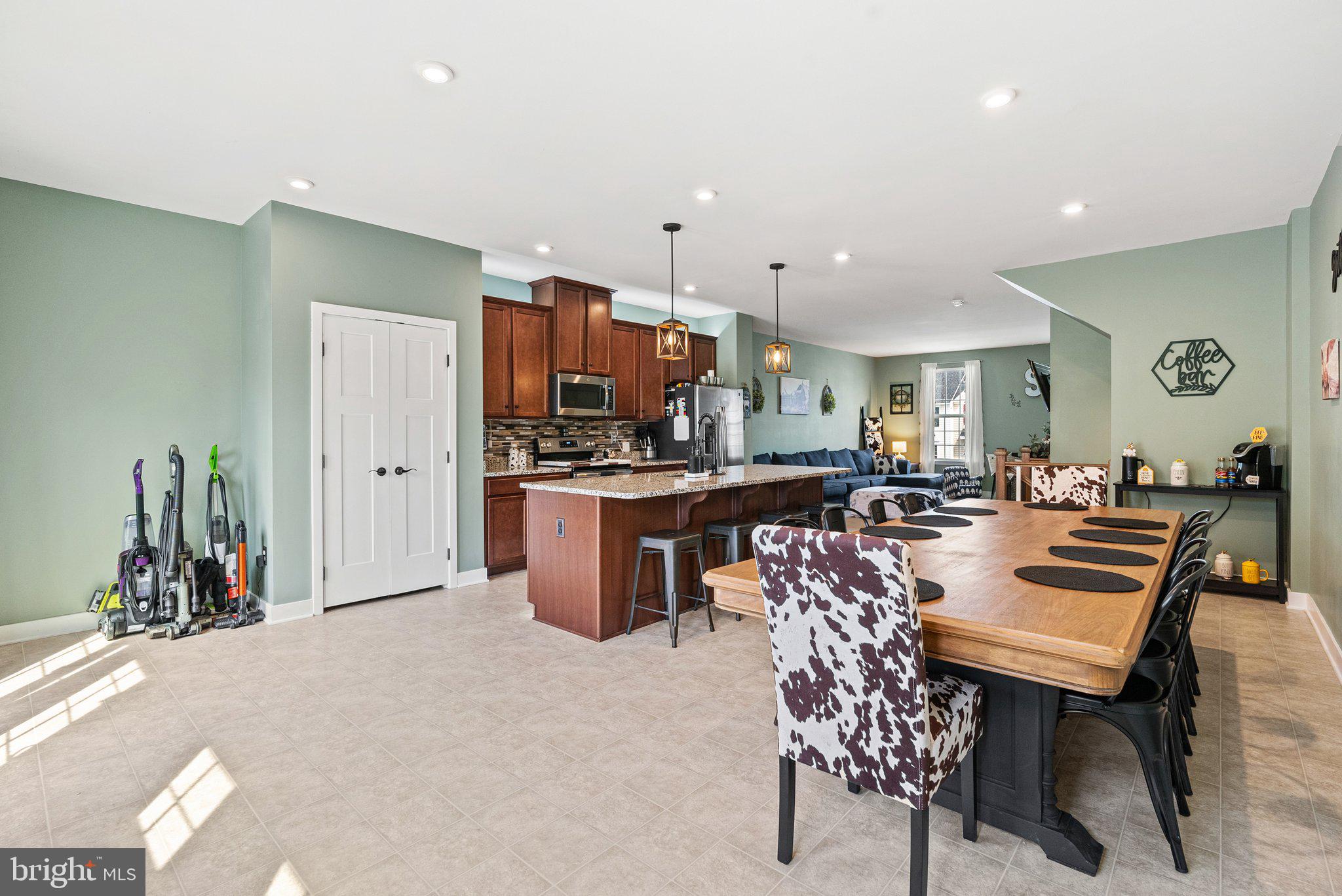 POTOMAC STATION - Residential