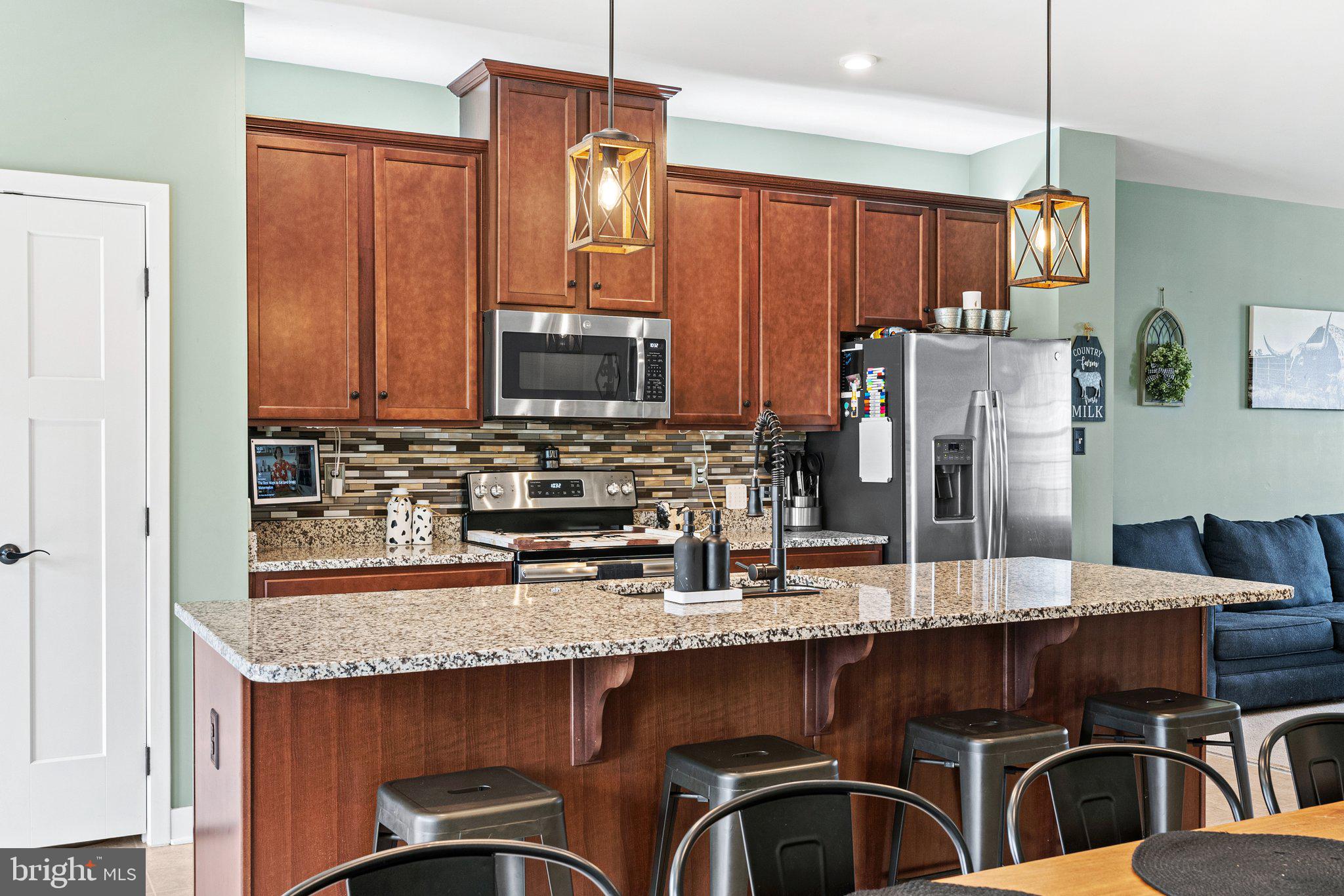 POTOMAC STATION - Residential