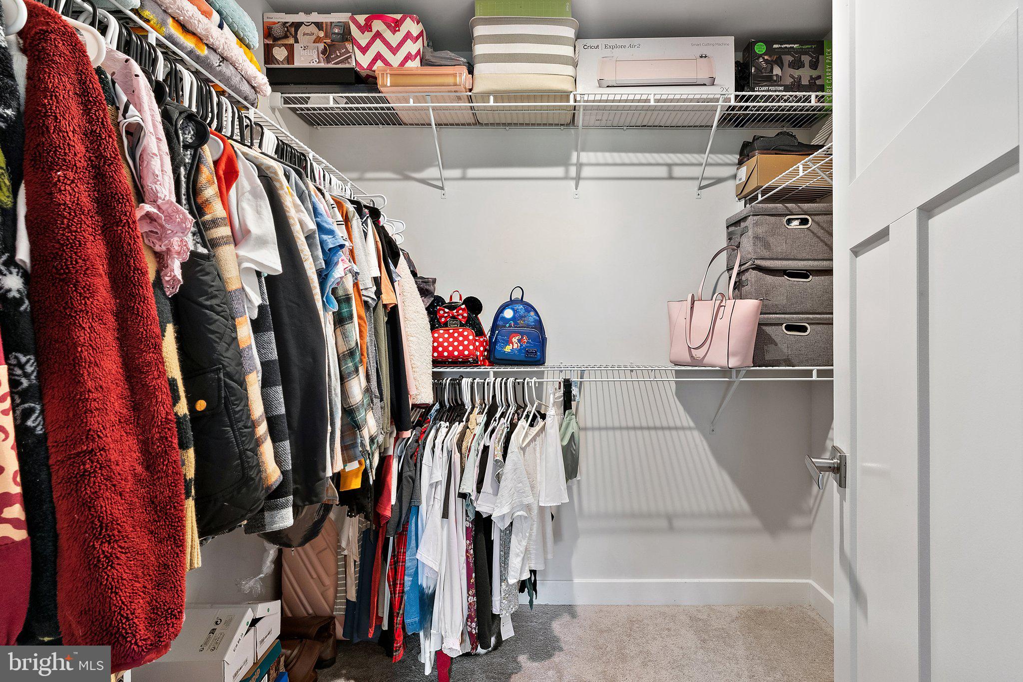 POTOMAC STATION - Residential