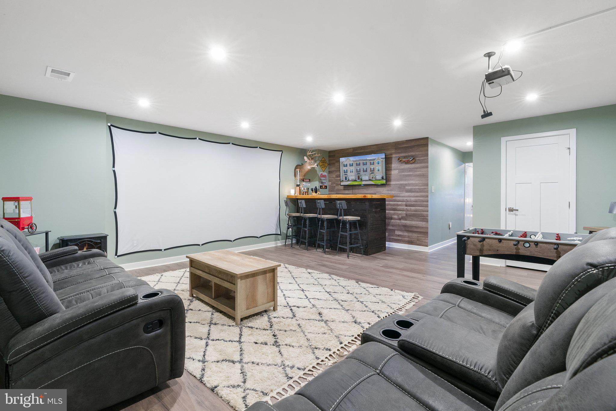 POTOMAC STATION - Residential