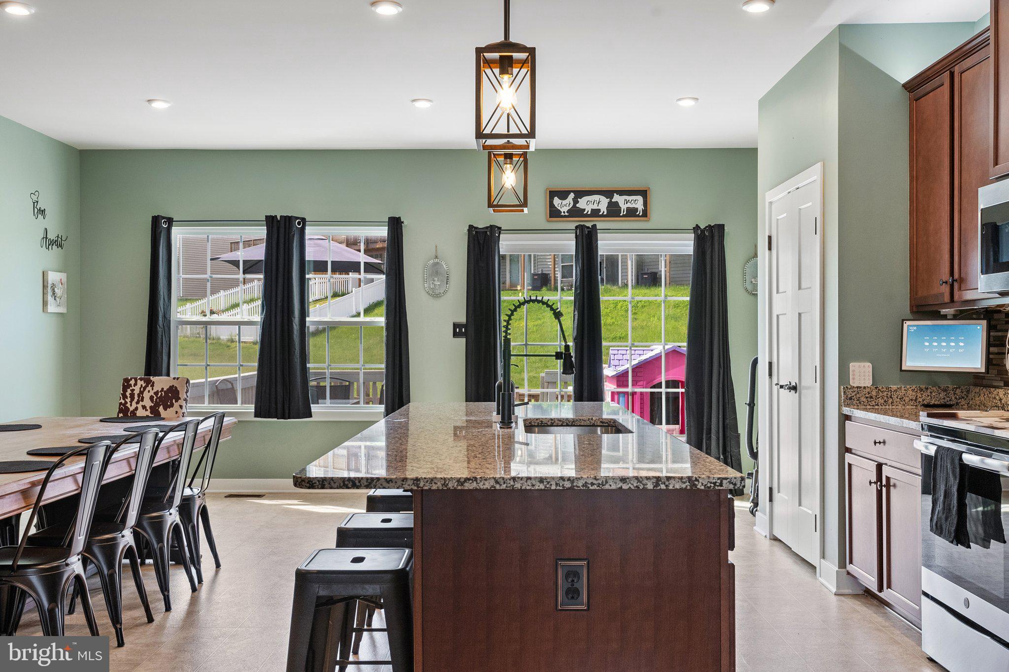 POTOMAC STATION - Residential