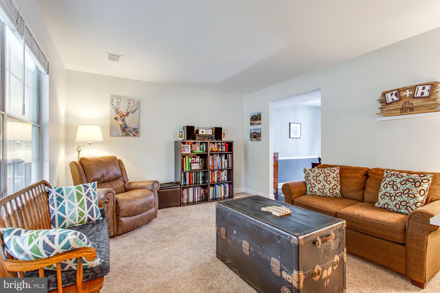 SHANNON SQUARE - Residential