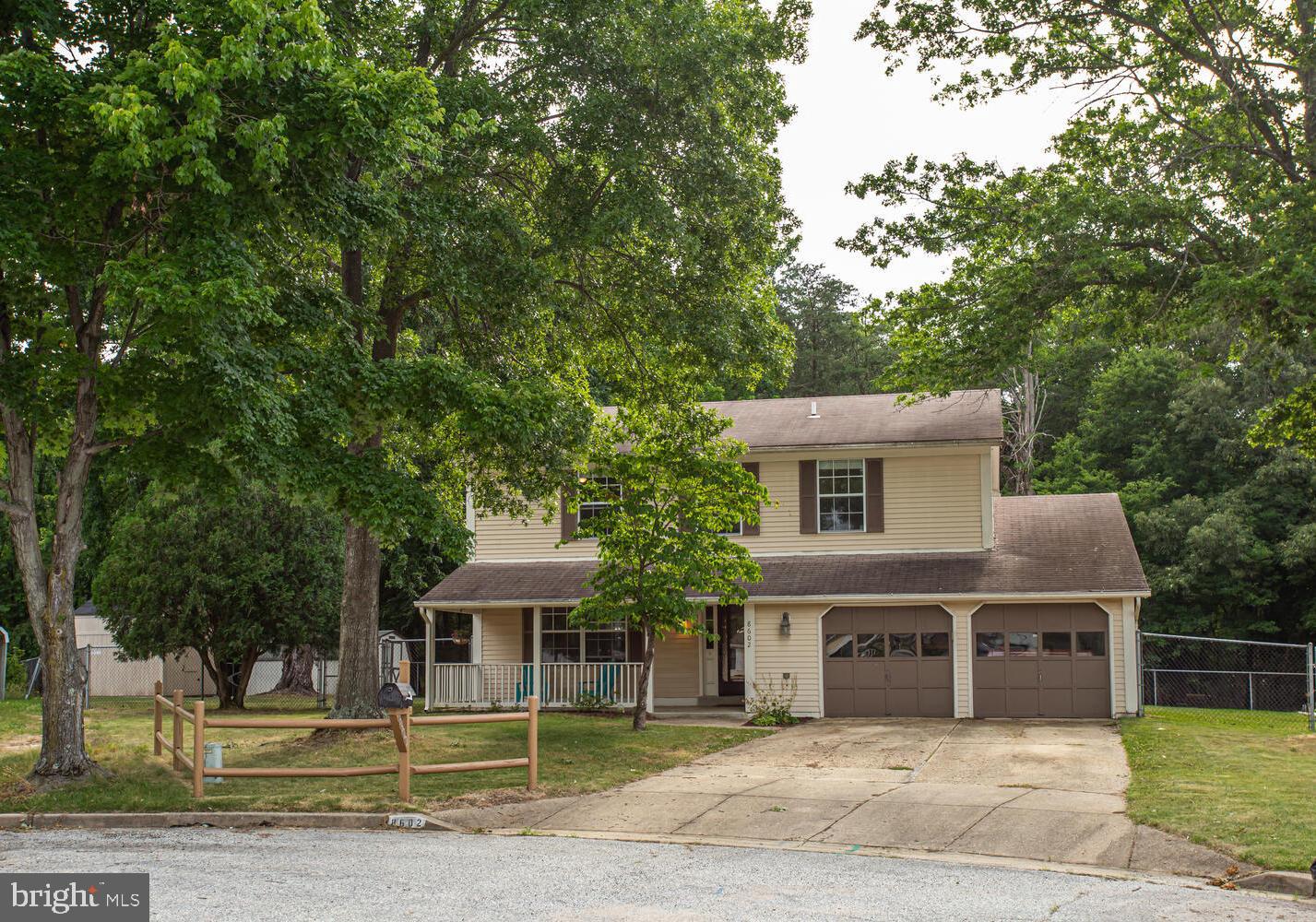 SHANNON SQUARE - Residential