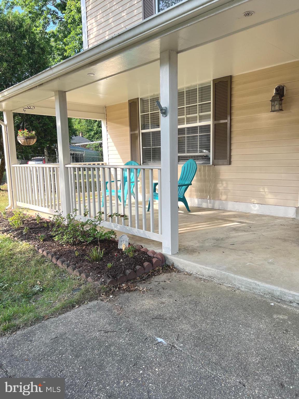 SHANNON SQUARE - Residential