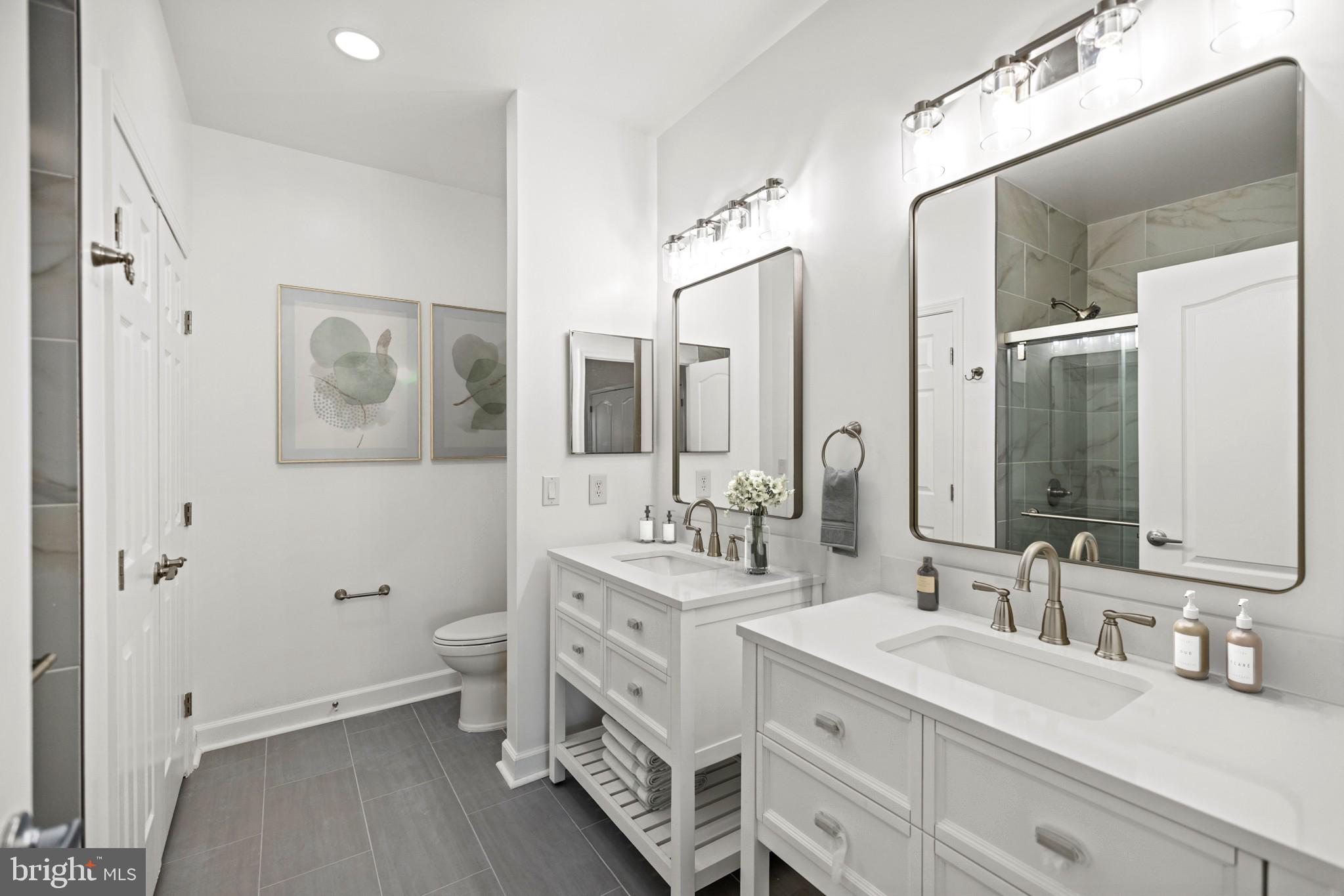 POTOMAC POINTE CONDOMINI - Residential