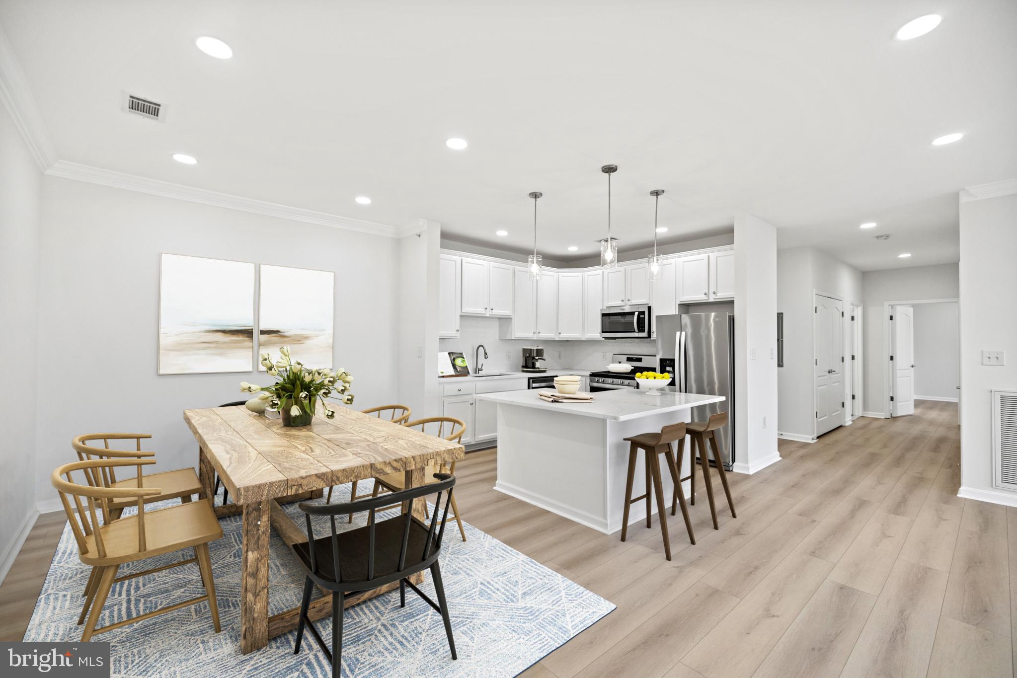 POTOMAC POINTE CONDOMINI - Residential