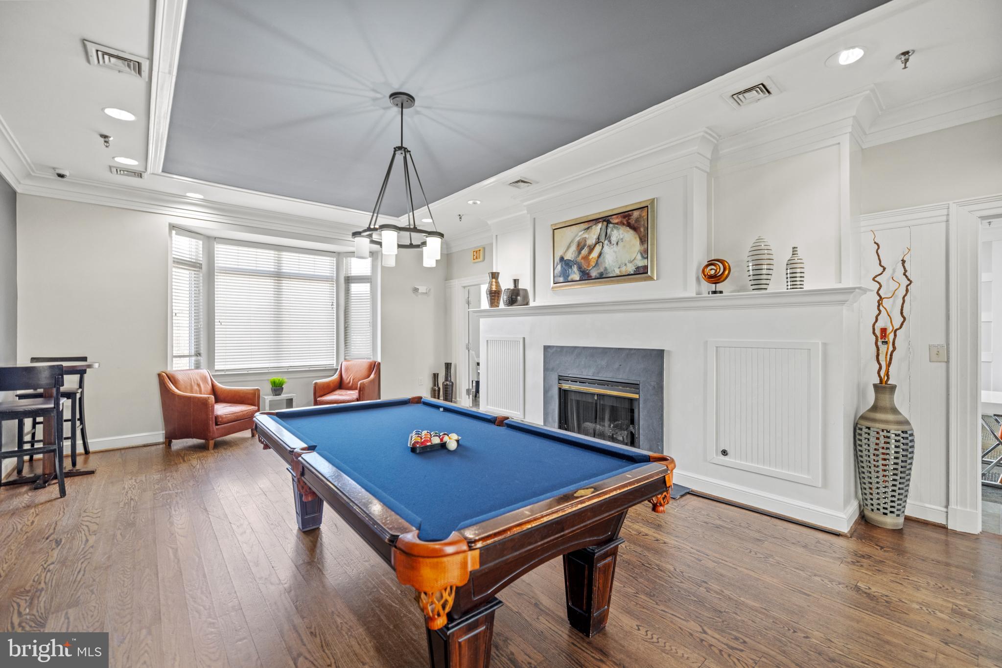 POTOMAC POINTE CONDOMINI - Residential