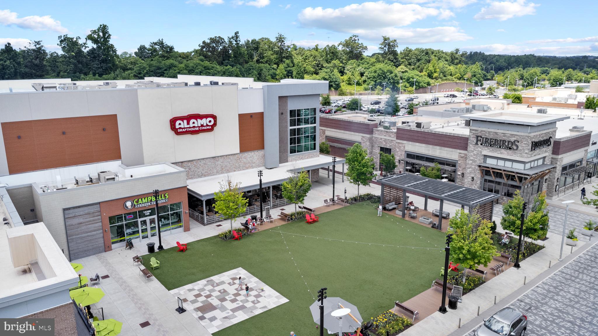 POTOMAC POINTE CONDOMINI - Residential