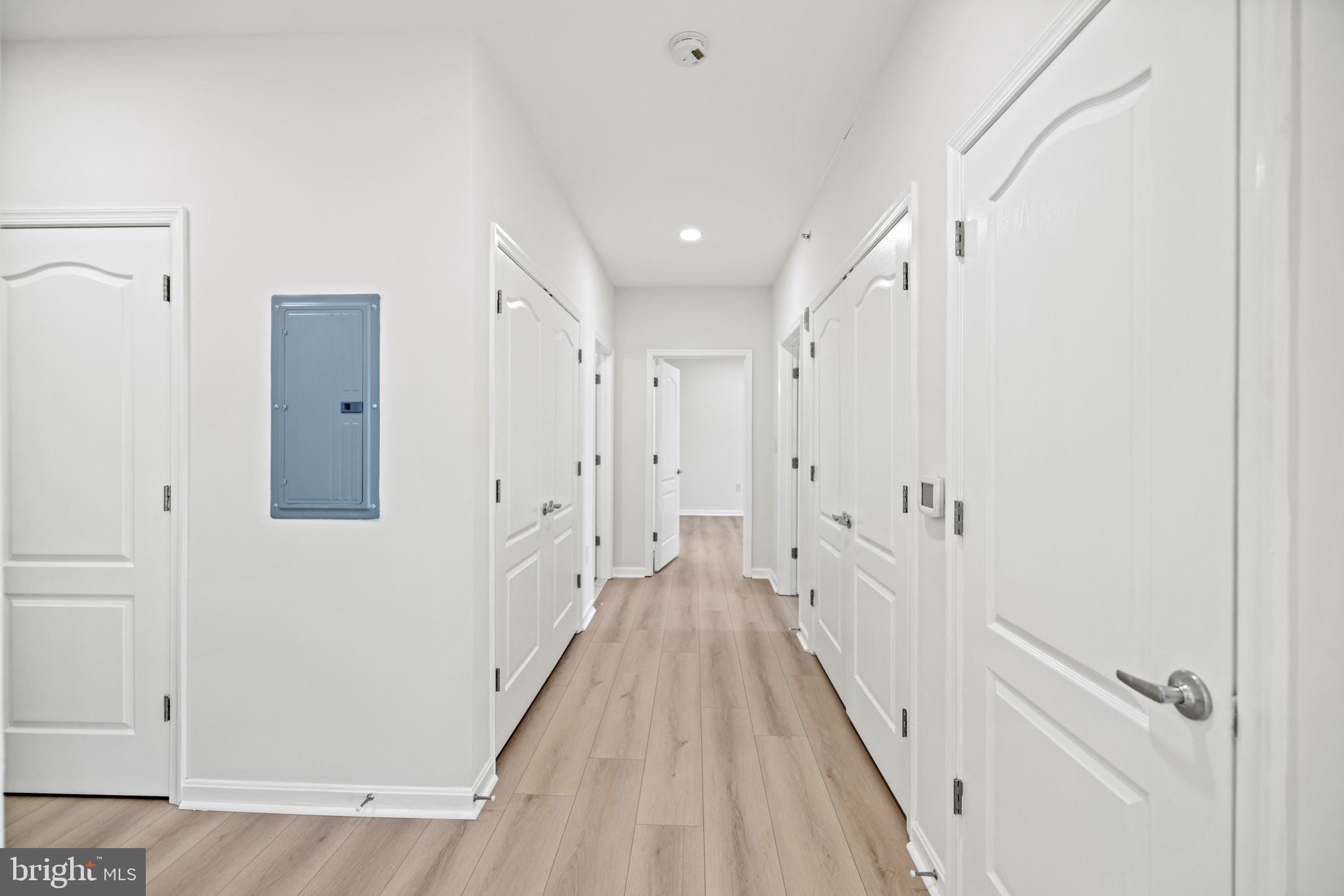 POTOMAC POINTE CONDOMINI - Residential