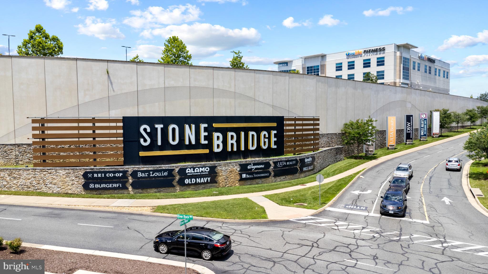 POTOMAC POINTE CONDOMINI - Residential