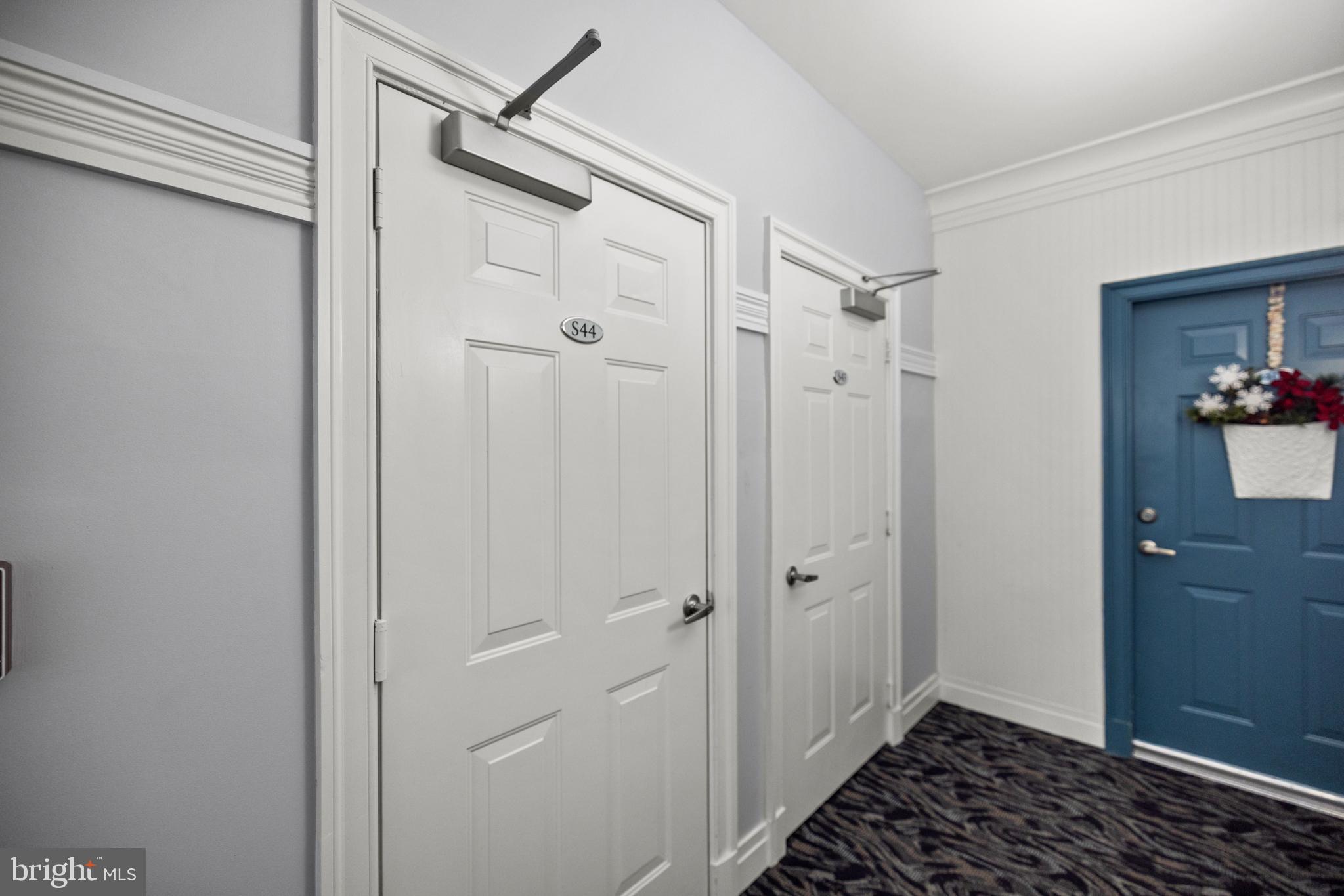 POTOMAC POINTE CONDOMINI - Residential