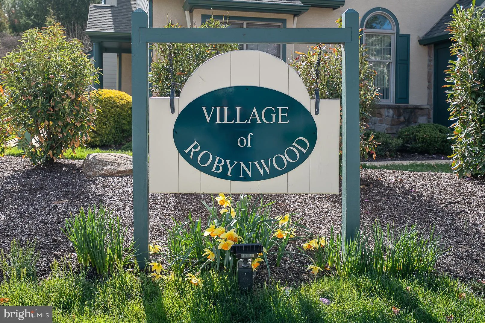 West Chester, Pennsylvania 19380, United States, 3 Bedrooms Bedrooms, ,3 BathroomsBathrooms,Residential,Pending,106007