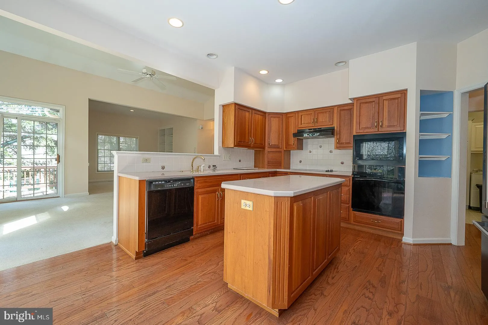 West Chester, Pennsylvania 19380, United States, 3 Bedrooms Bedrooms, ,3 BathroomsBathrooms,Residential,Pending,106007