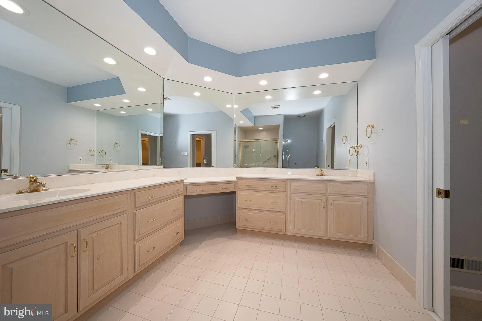 West Chester, Pennsylvania 19380, United States, 3 Bedrooms Bedrooms, ,3 BathroomsBathrooms,Residential,Pending,106007