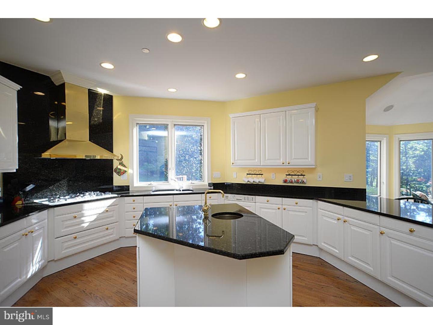 SPRINGTON POINTE - Residential