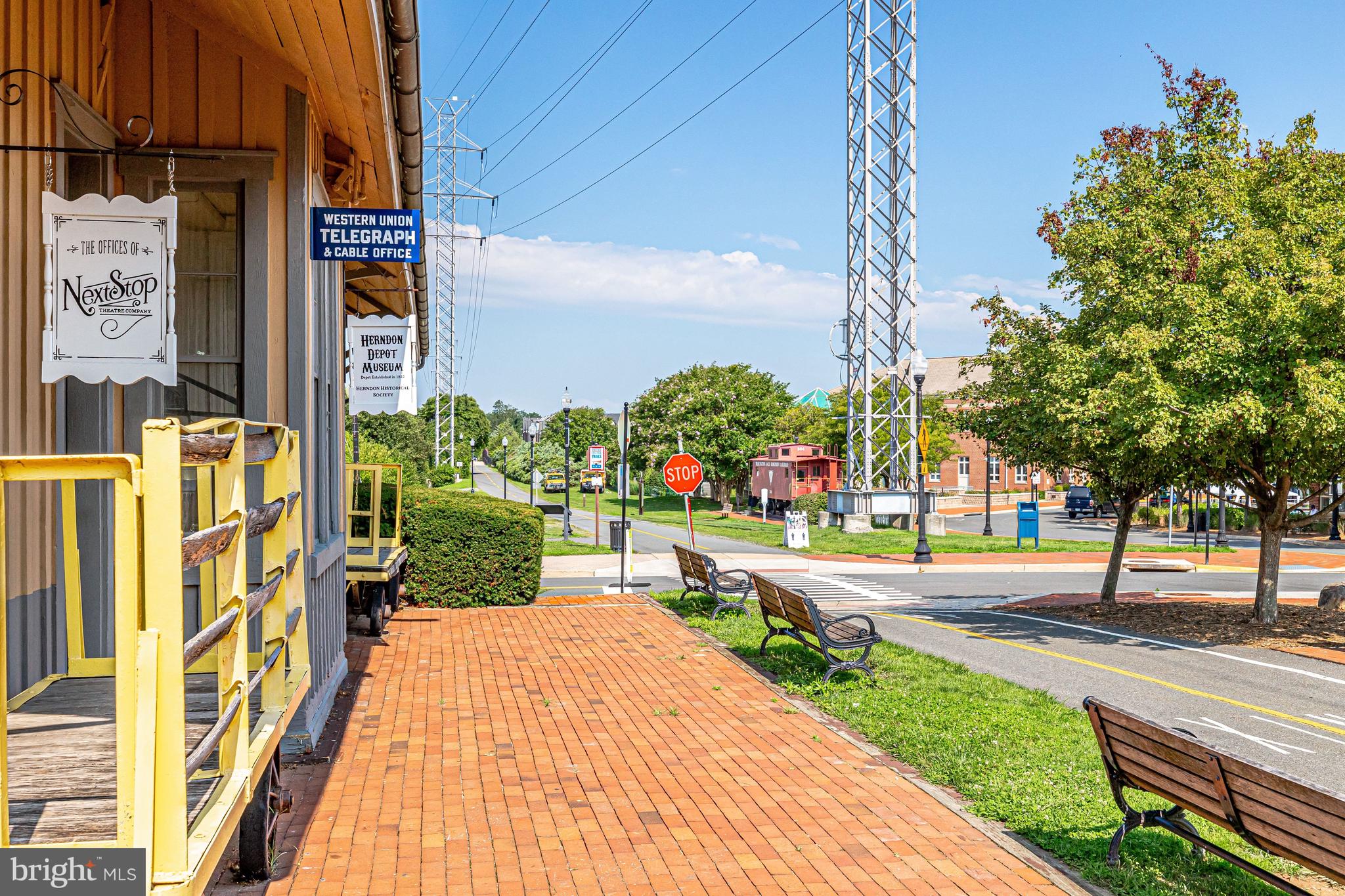 FORTNIGHTLY SQUARE - Residential