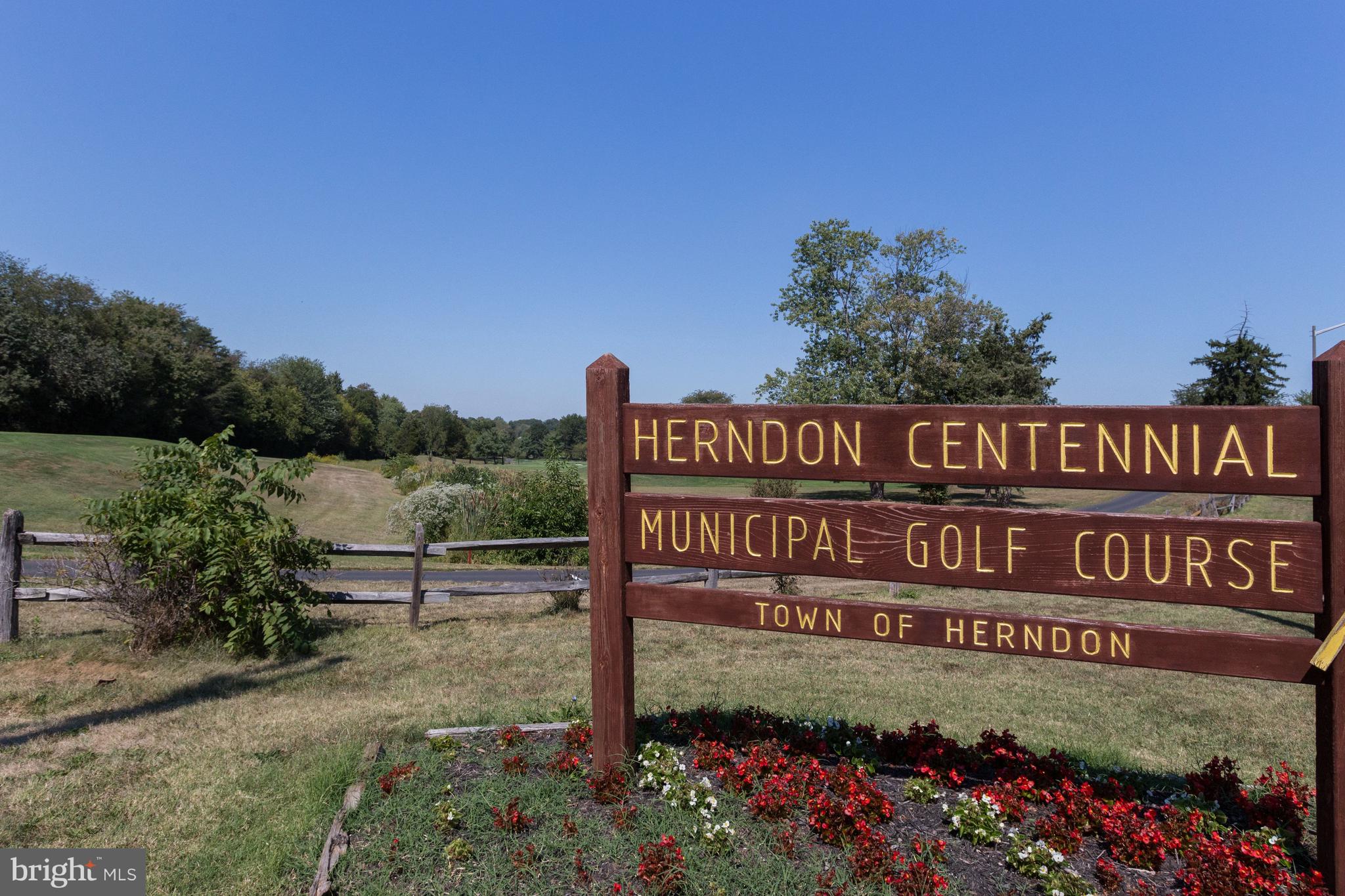 FORTNIGHTLY SQUARE - Residential