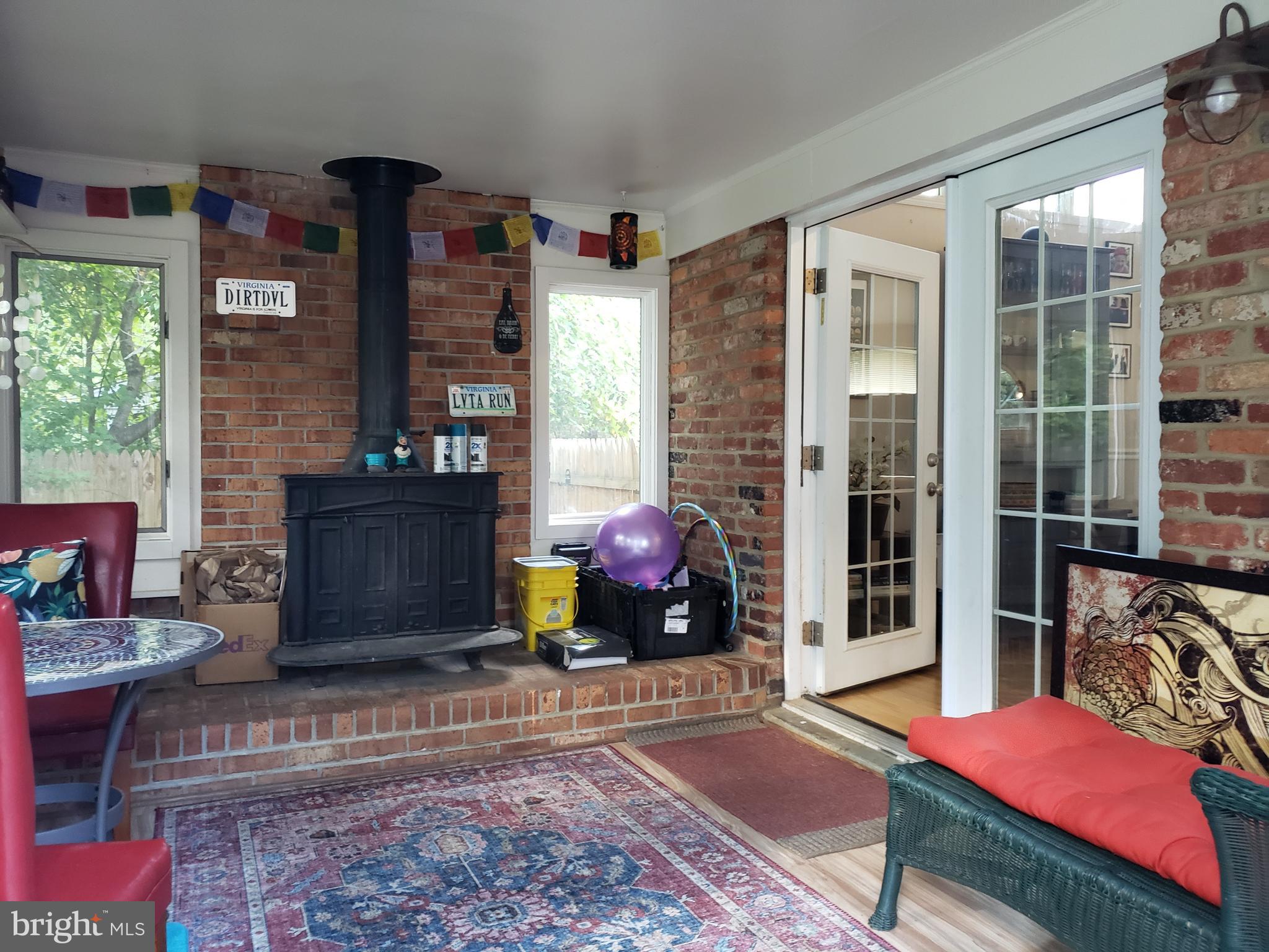 KINGS PARK - Residential Lease