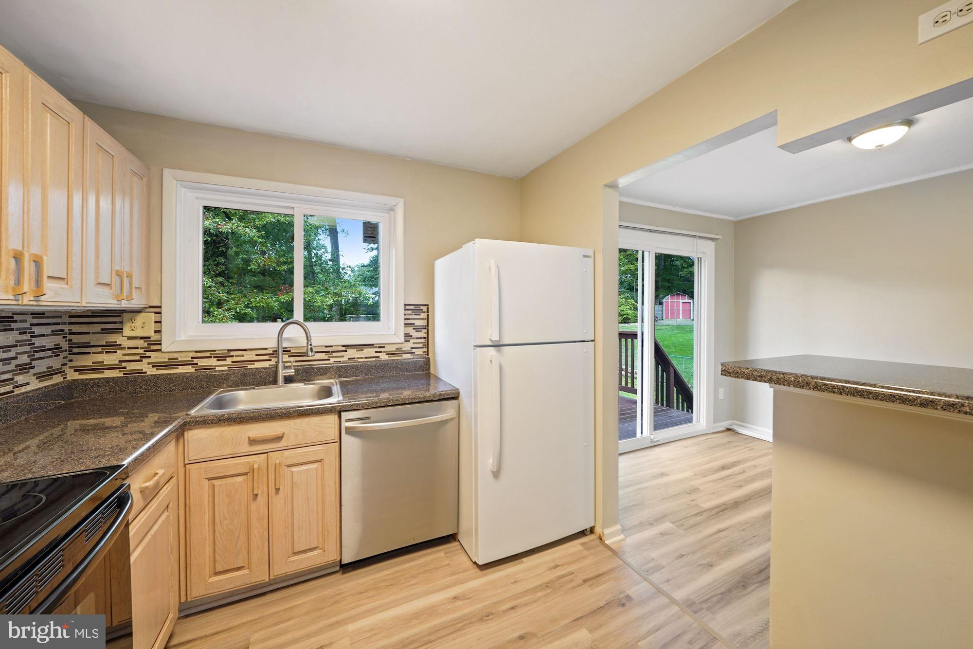 MAPLE HILL - Residential