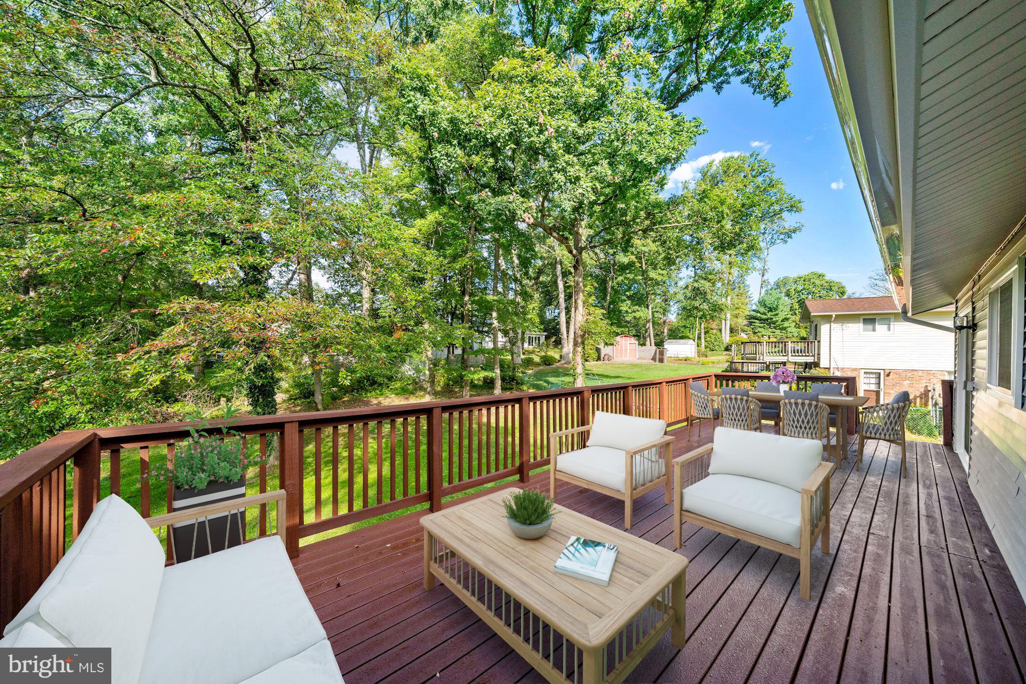 MAPLE HILL - Residential