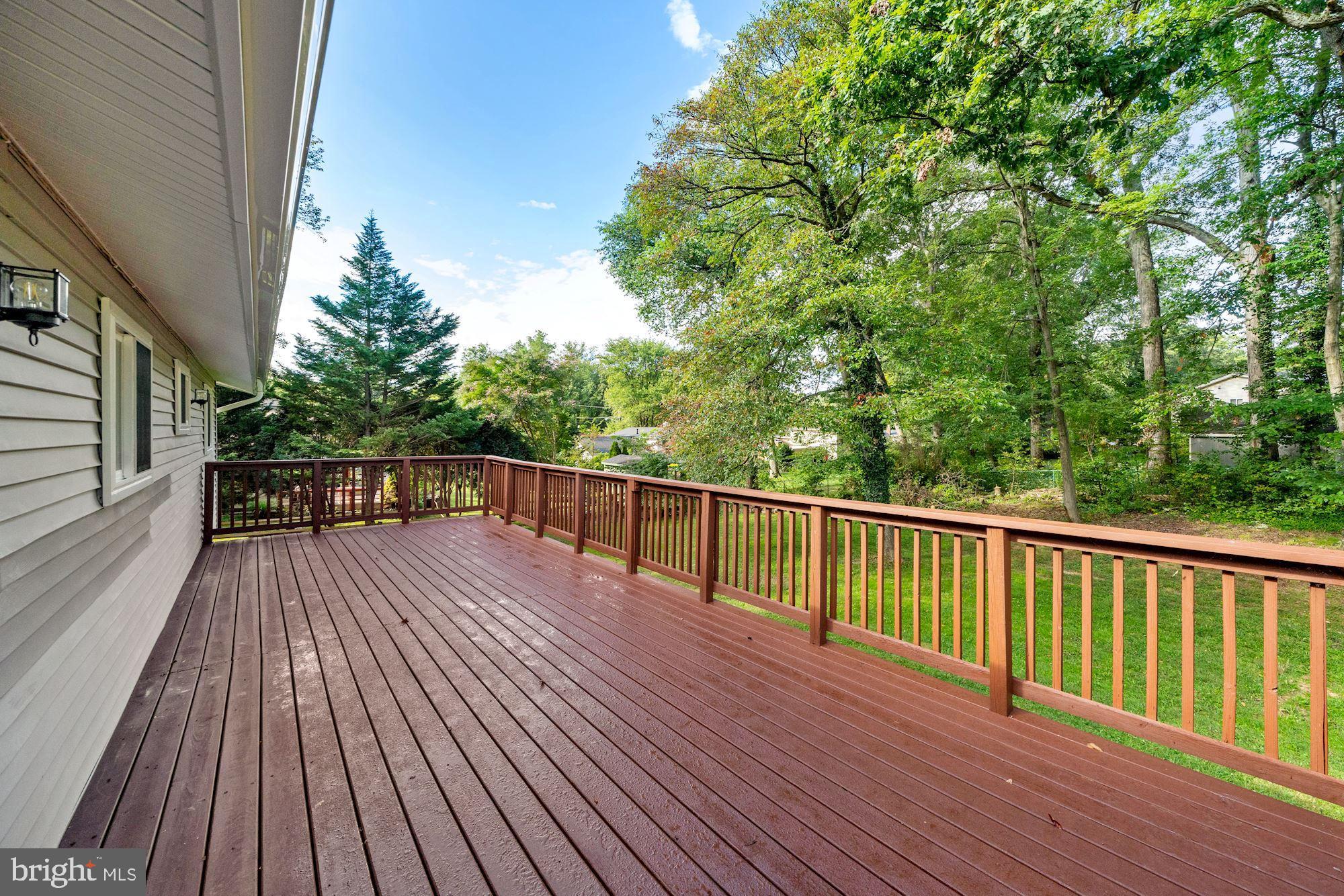 MAPLE HILL - Residential