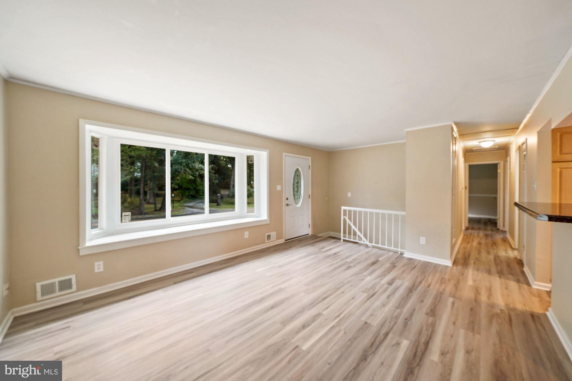 MAPLE HILL - Residential