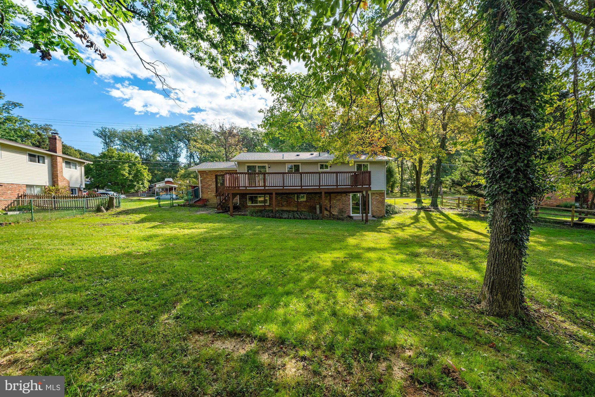 MAPLE HILL - Residential
