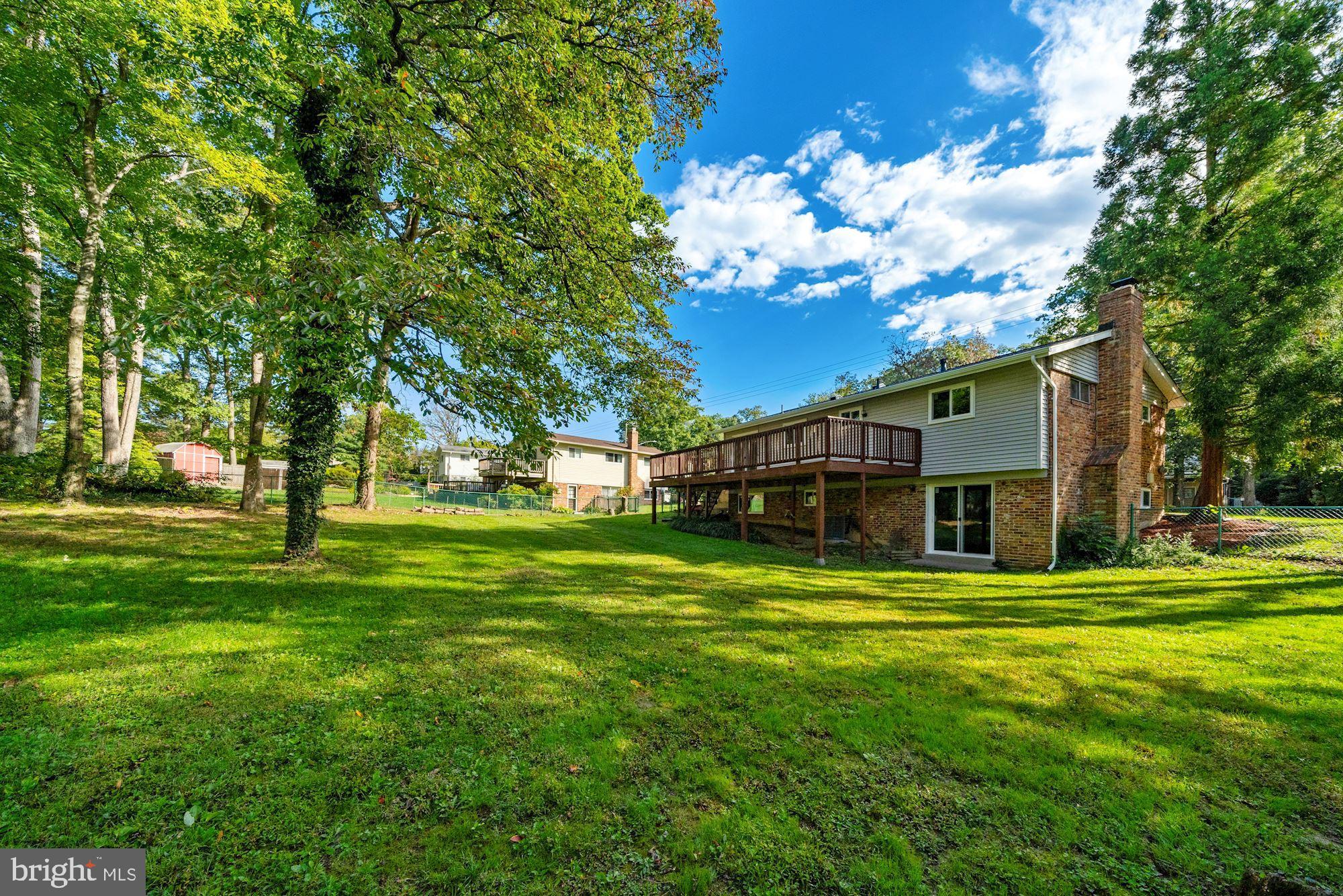 MAPLE HILL - Residential