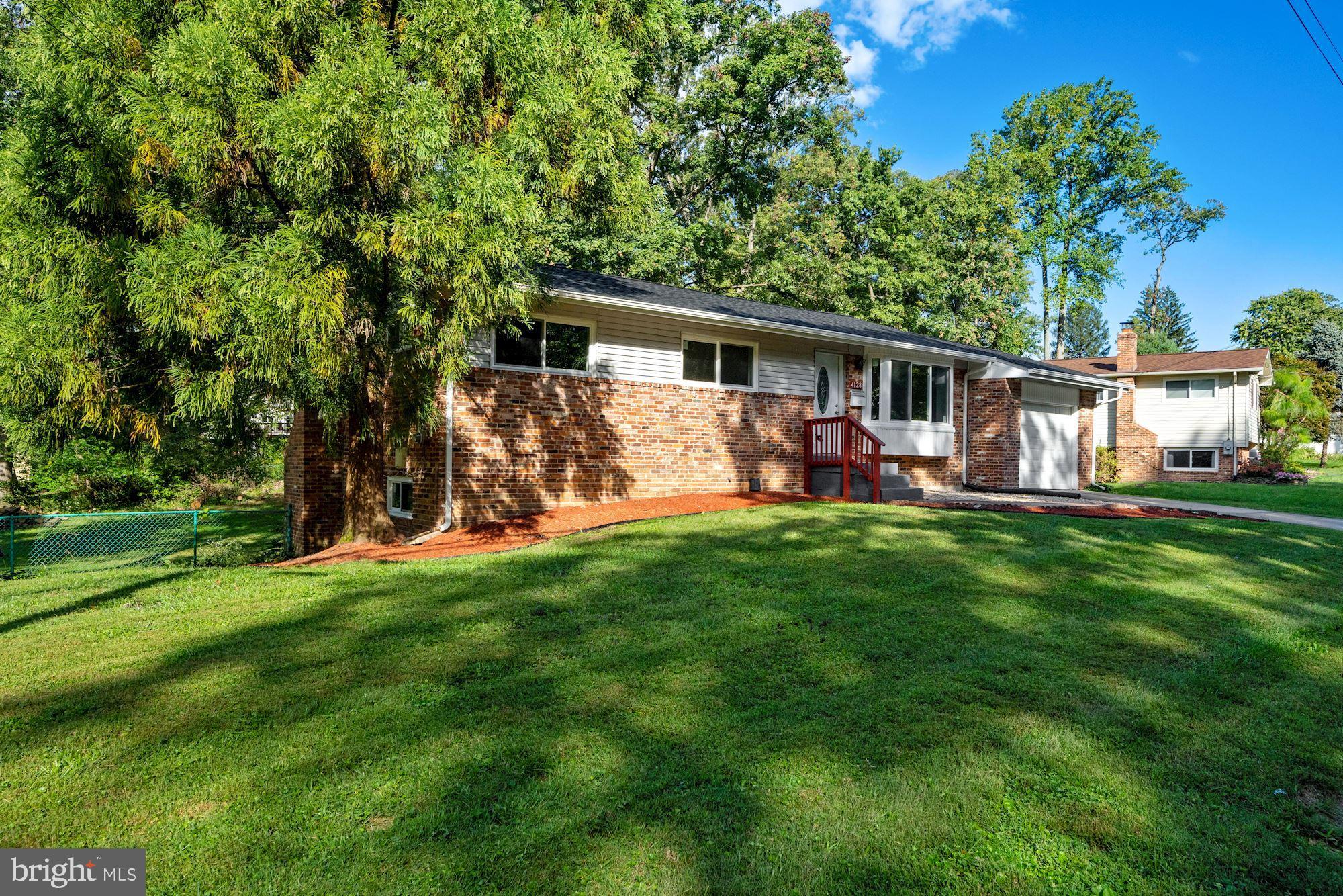 MAPLE HILL - Residential