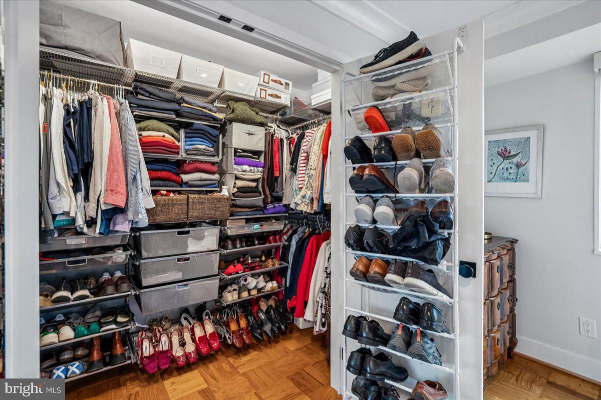 KENWOOD - Residential