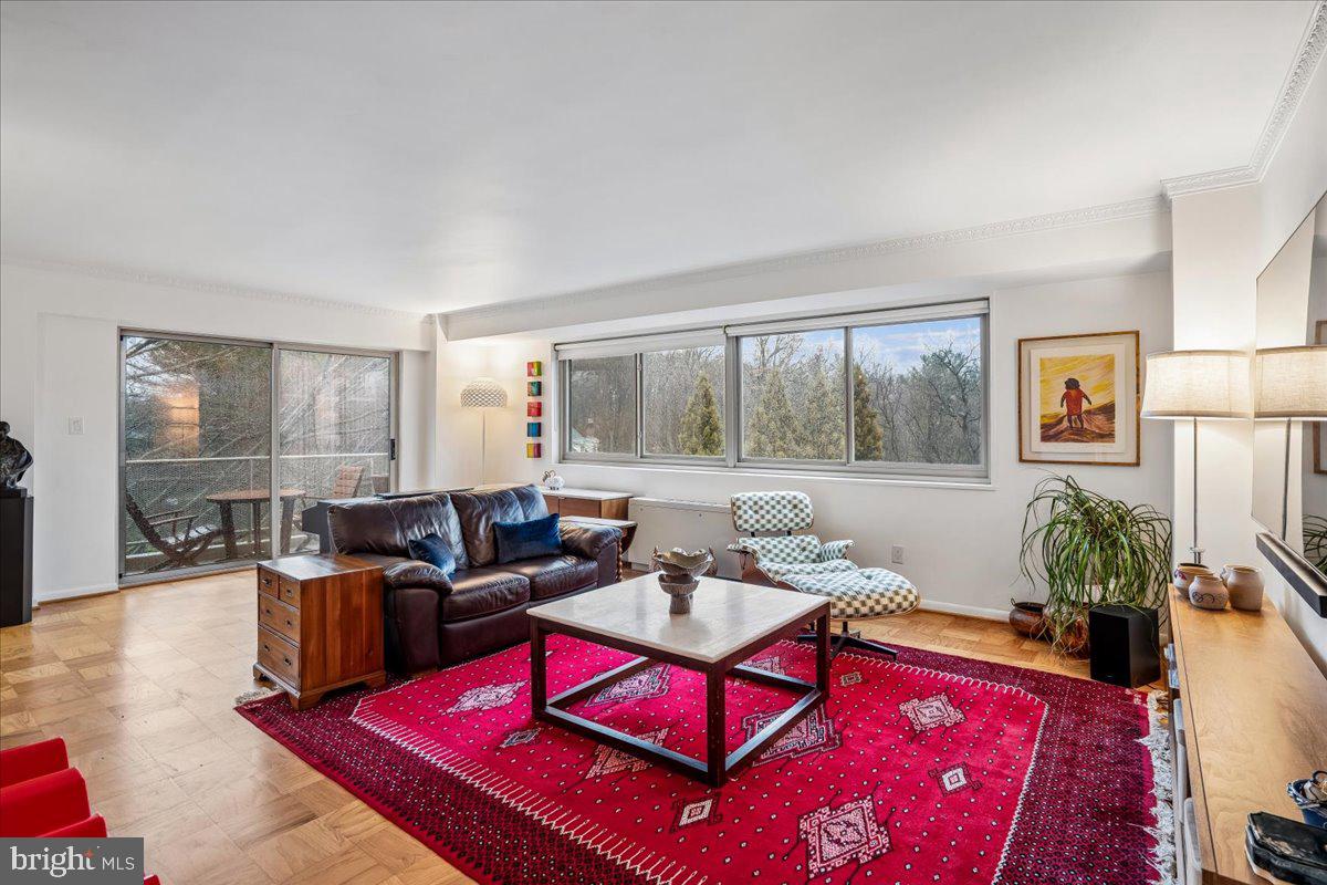 KENWOOD - Residential