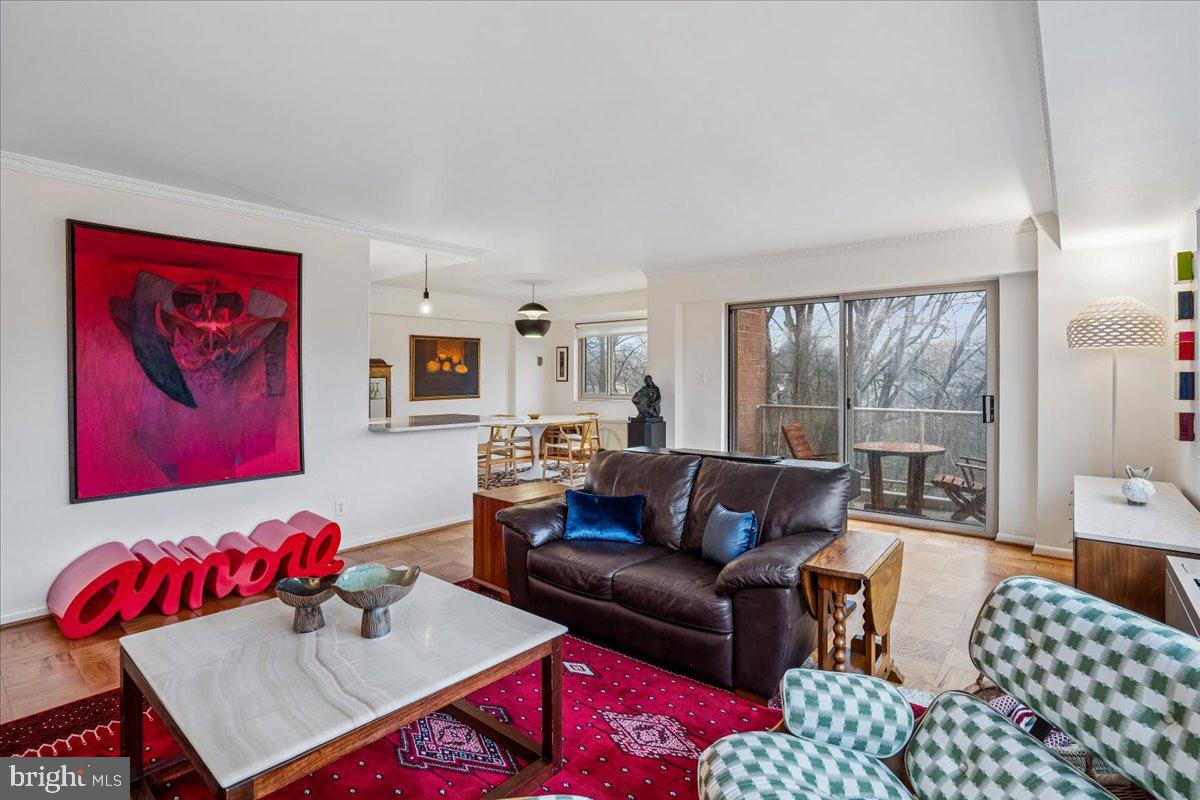 KENWOOD - Residential