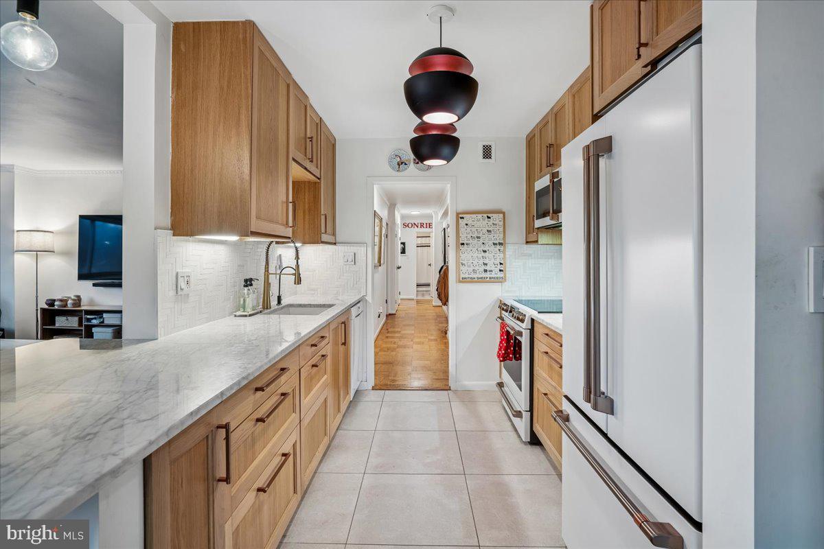 KENWOOD - Residential