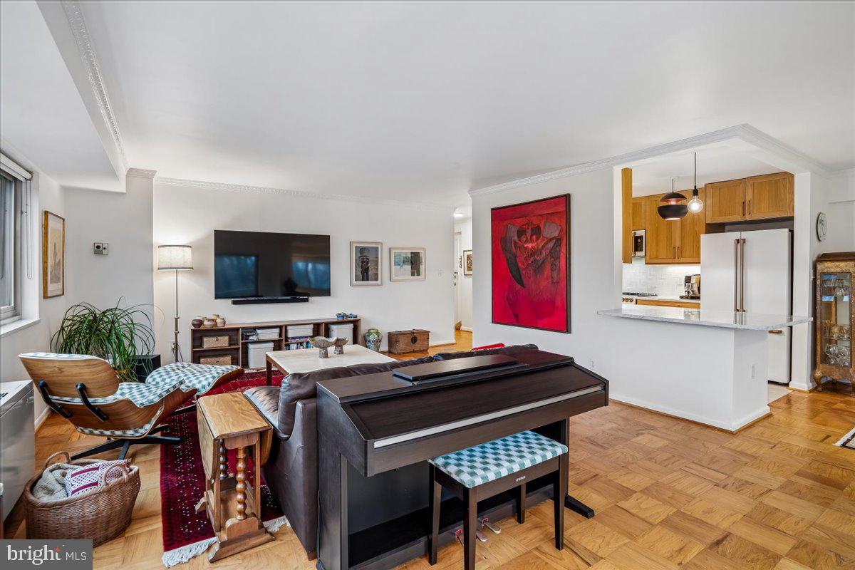 KENWOOD - Residential