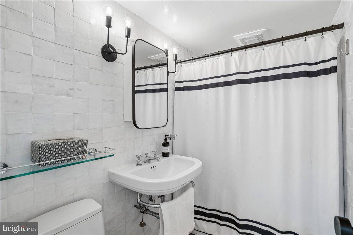 KENWOOD - Residential