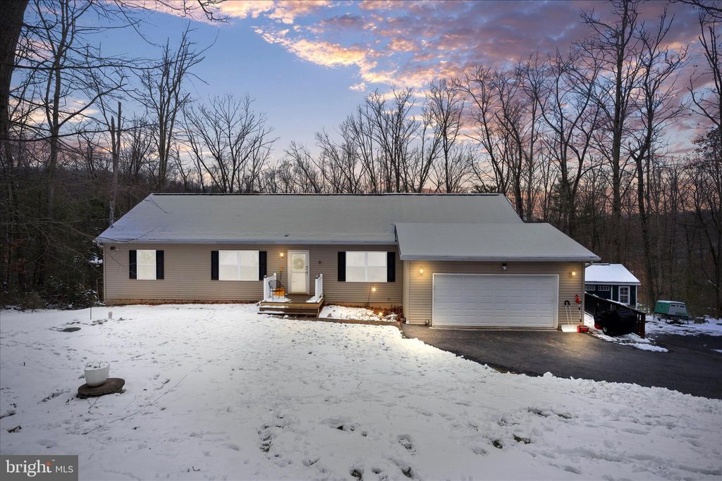 Photo of 1565 Fox Hollow Road, SHERMANS DALE, PA 17090 (MLS # PAPY2008666)