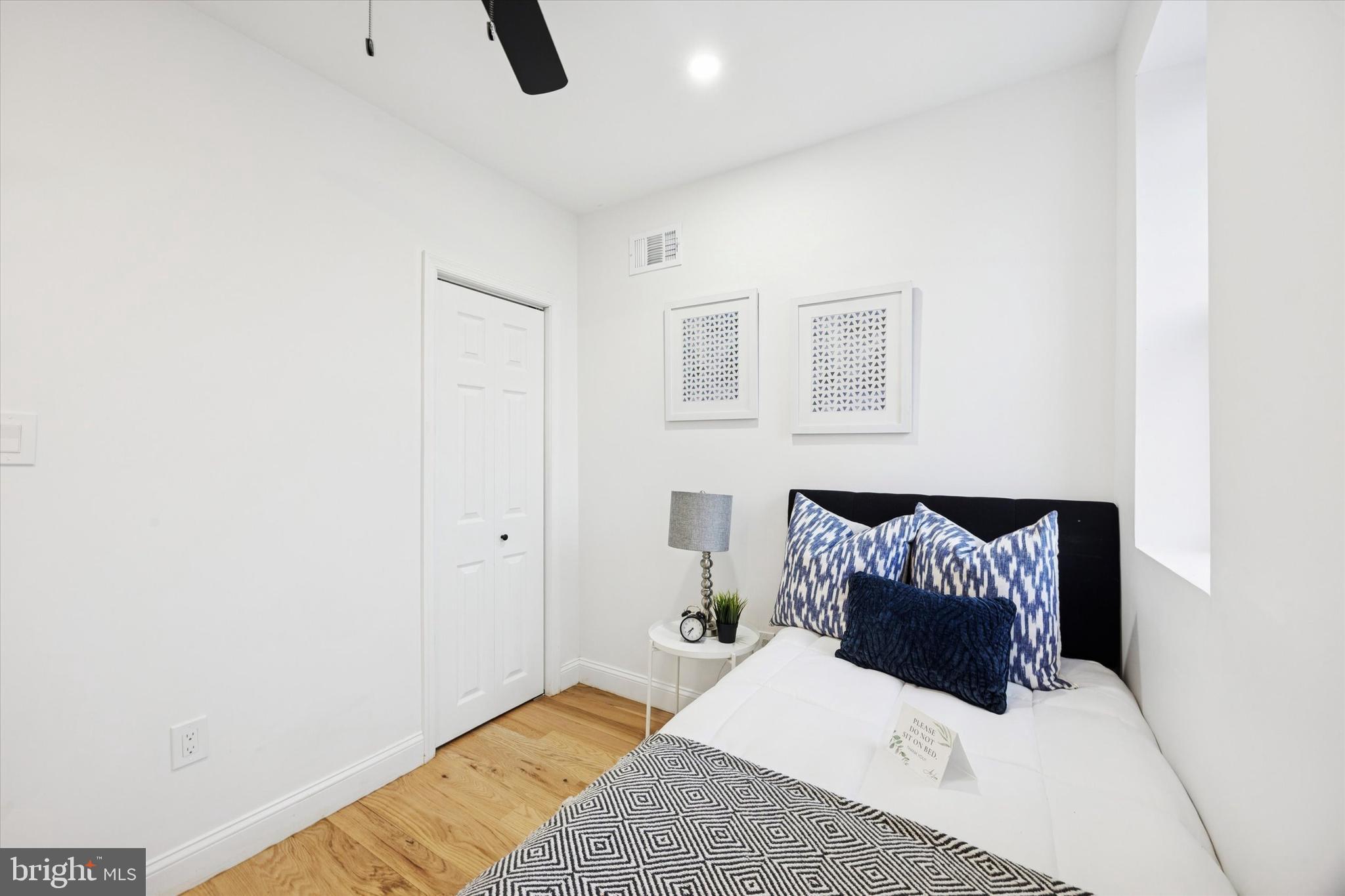 POINT BREEZE - Residential